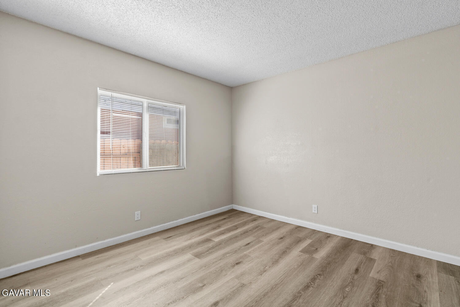 44053 Canyon Way Property Photo 18