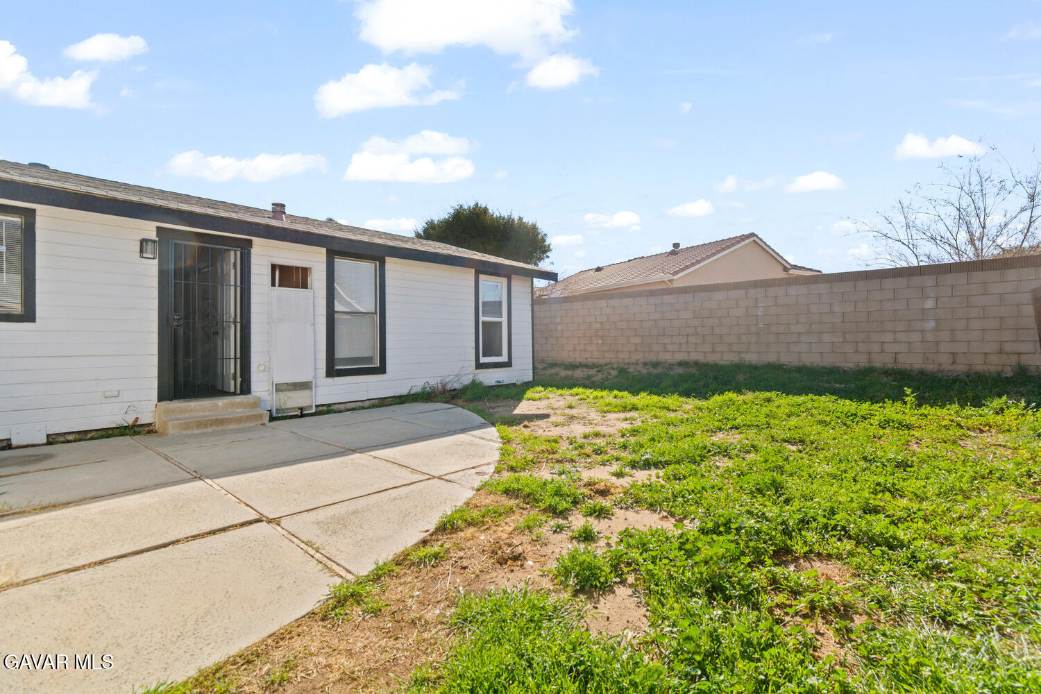 44053 Canyon Way Property Photo 19