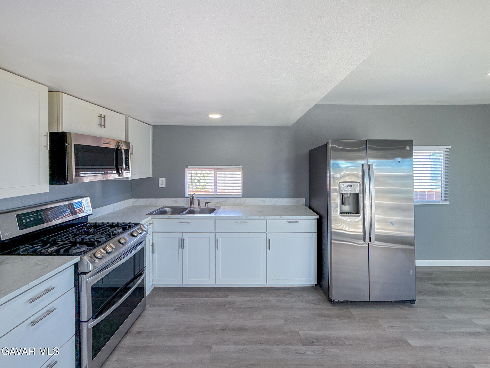1258 W Rosamond Boulevard, Spc 14 Property Photo 5