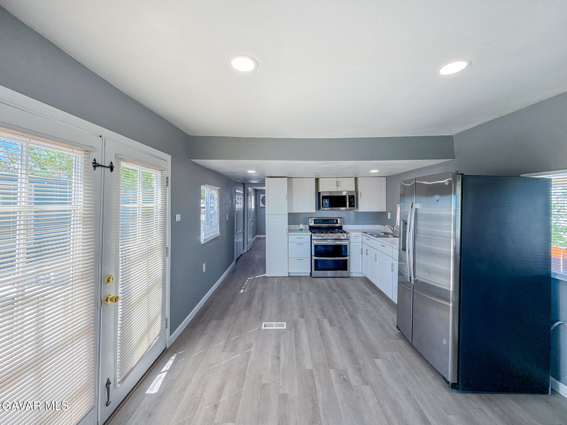 1258 W Rosamond Boulevard, Spc 14 Property Photo 11
