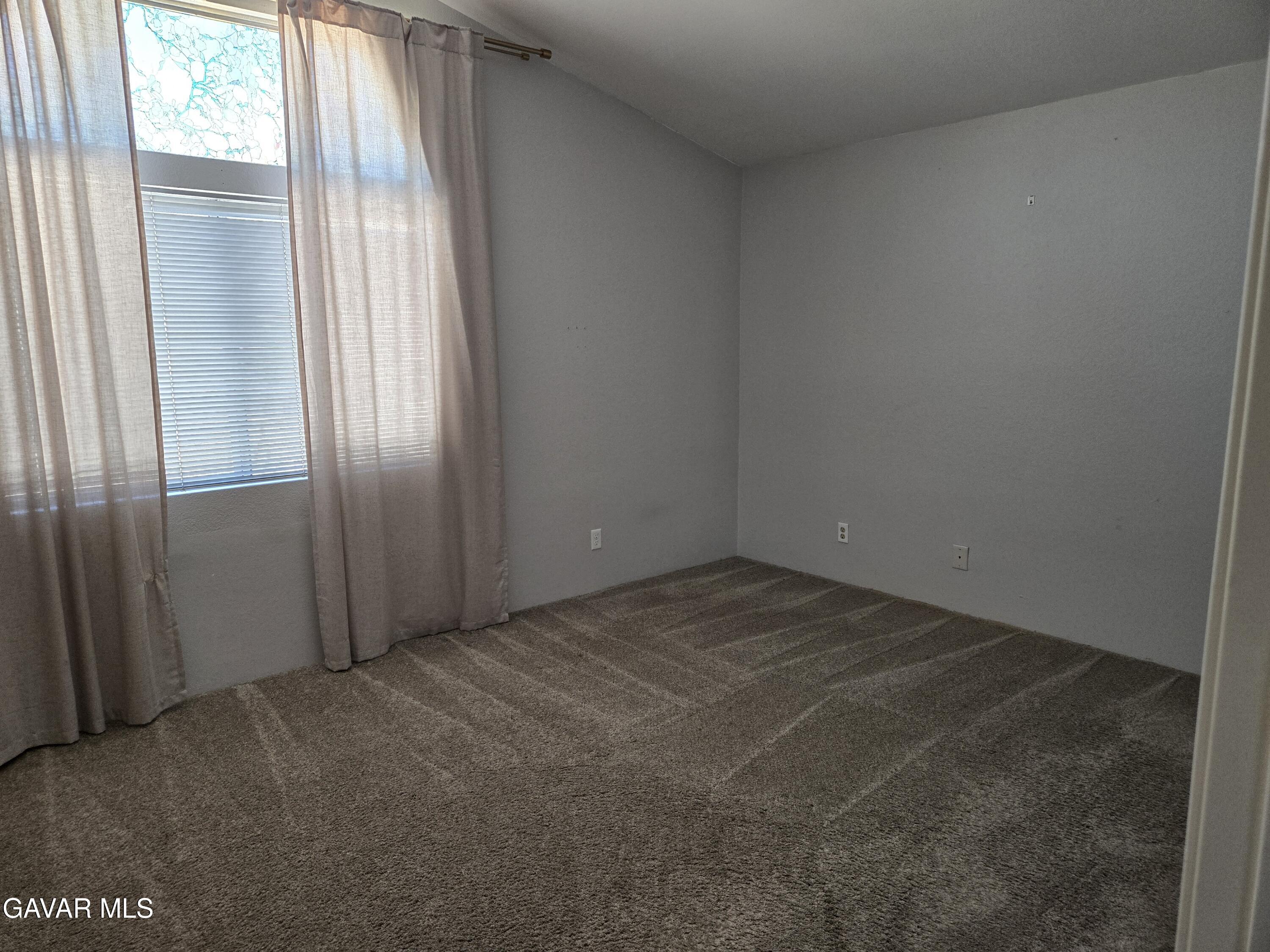 1249 Bradford Avenue Property Photo 13