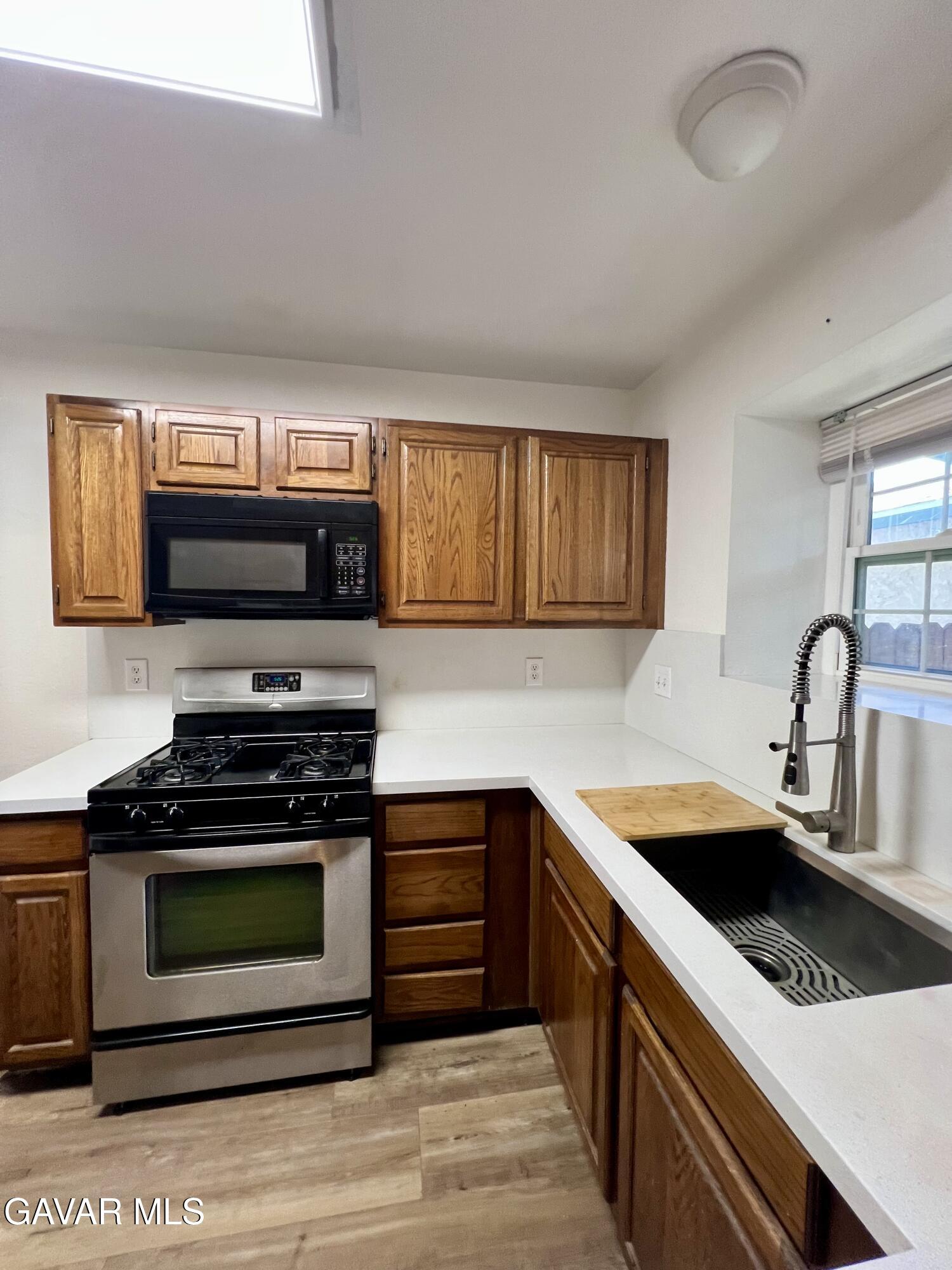 43673 Park Avenue Property Photo 5