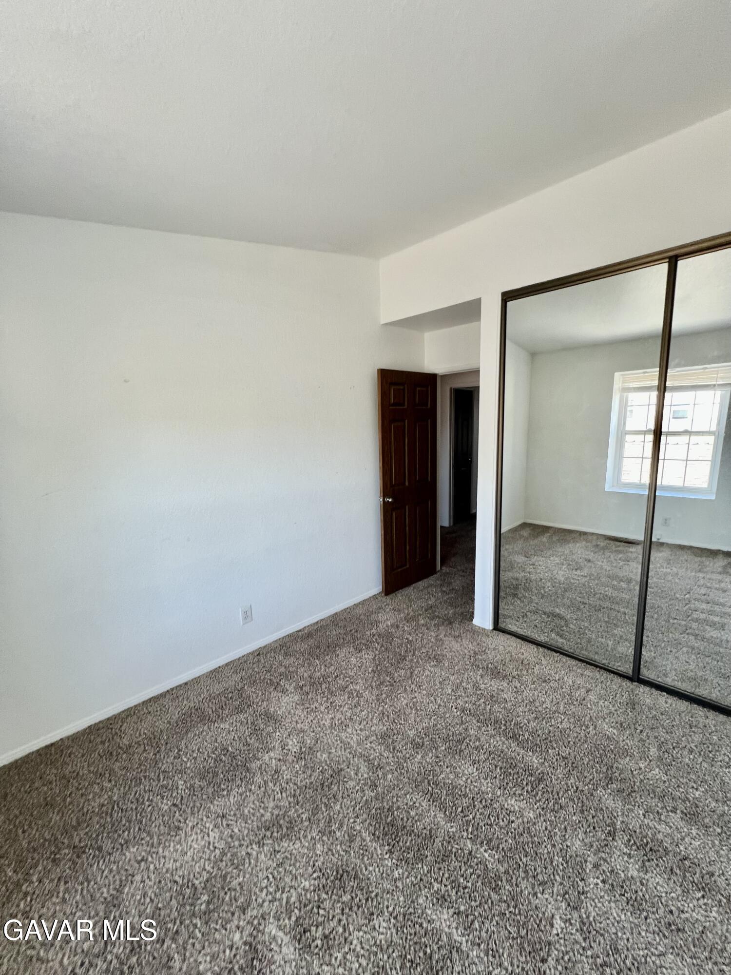 43673 Park Avenue Property Photo 17