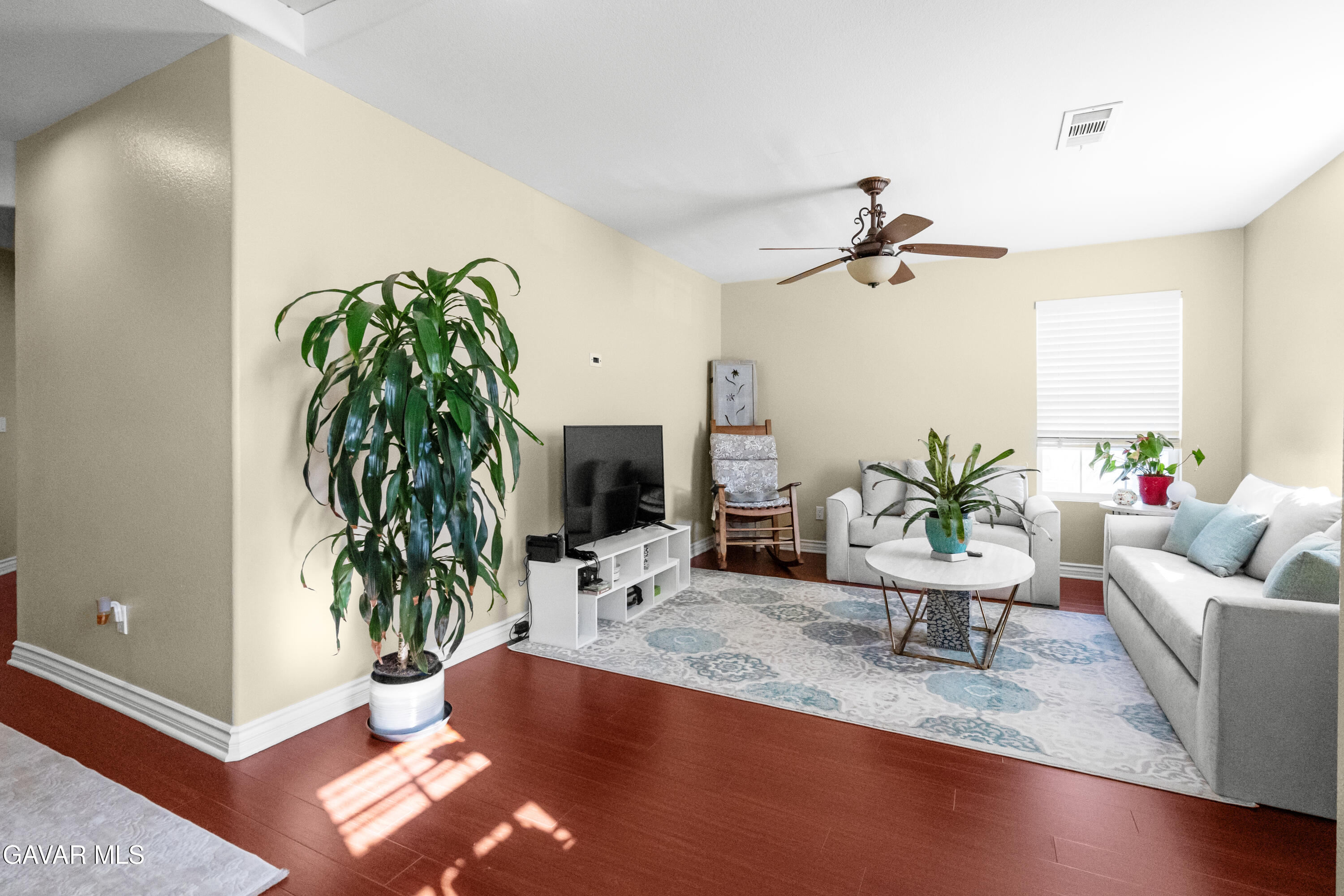 38565 Lion Way Property Photo 19