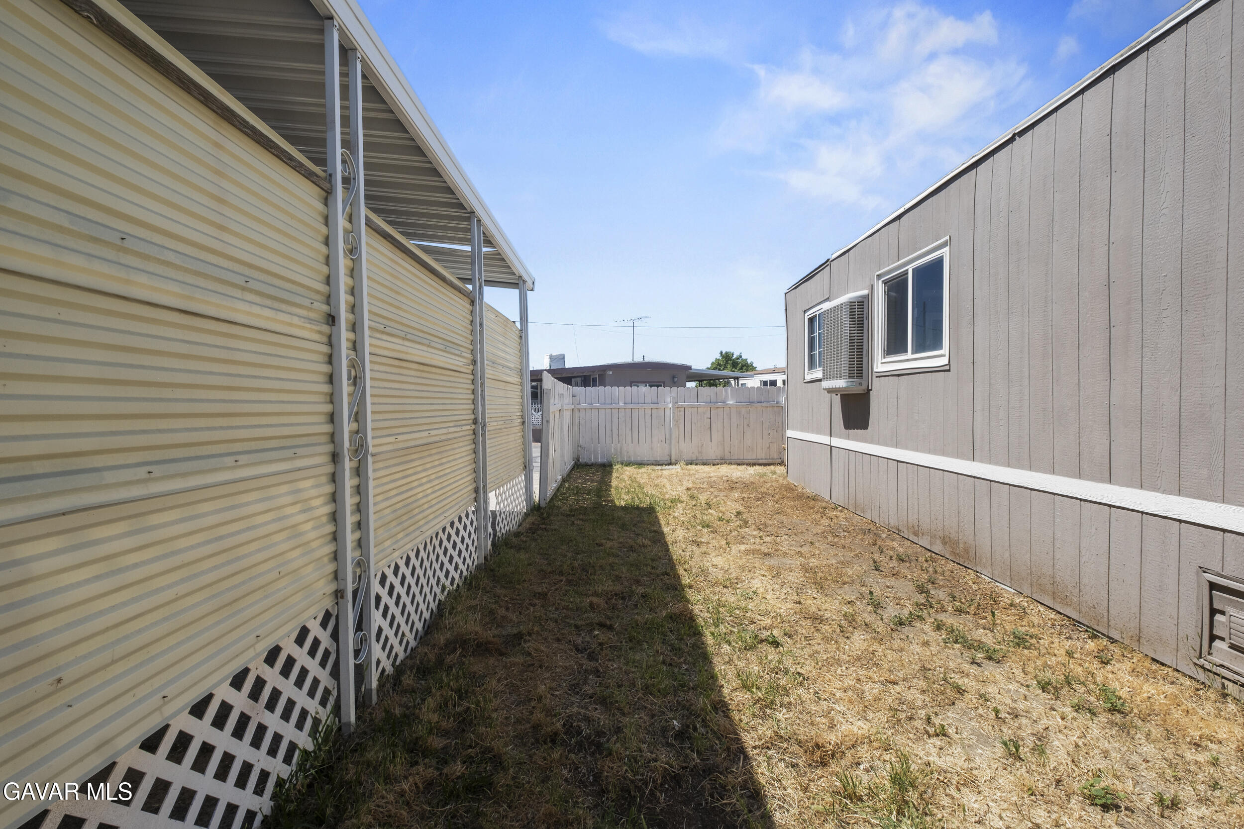 3157 E Avenue I, B2 Property Photo 7