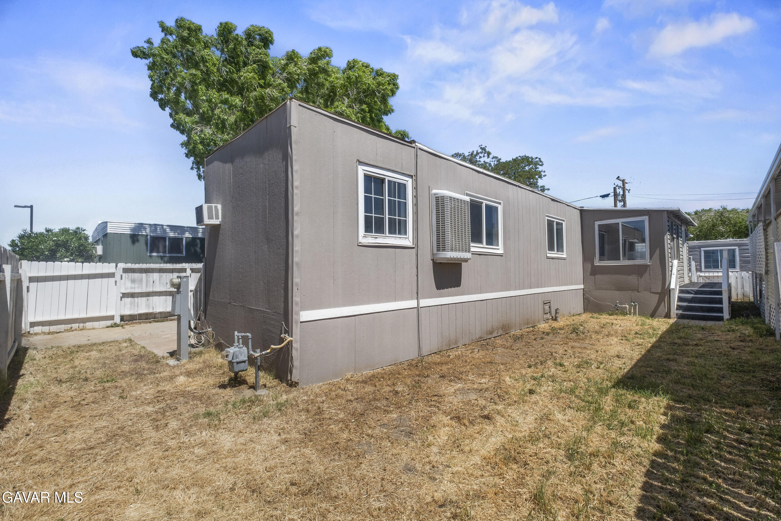 3157 E Avenue I, B2 Property Photo 8