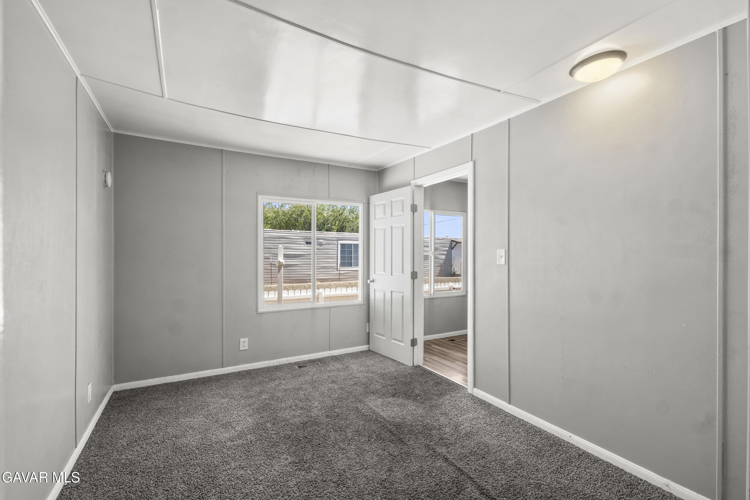3157 E Avenue I, B2 Property Photo 14
