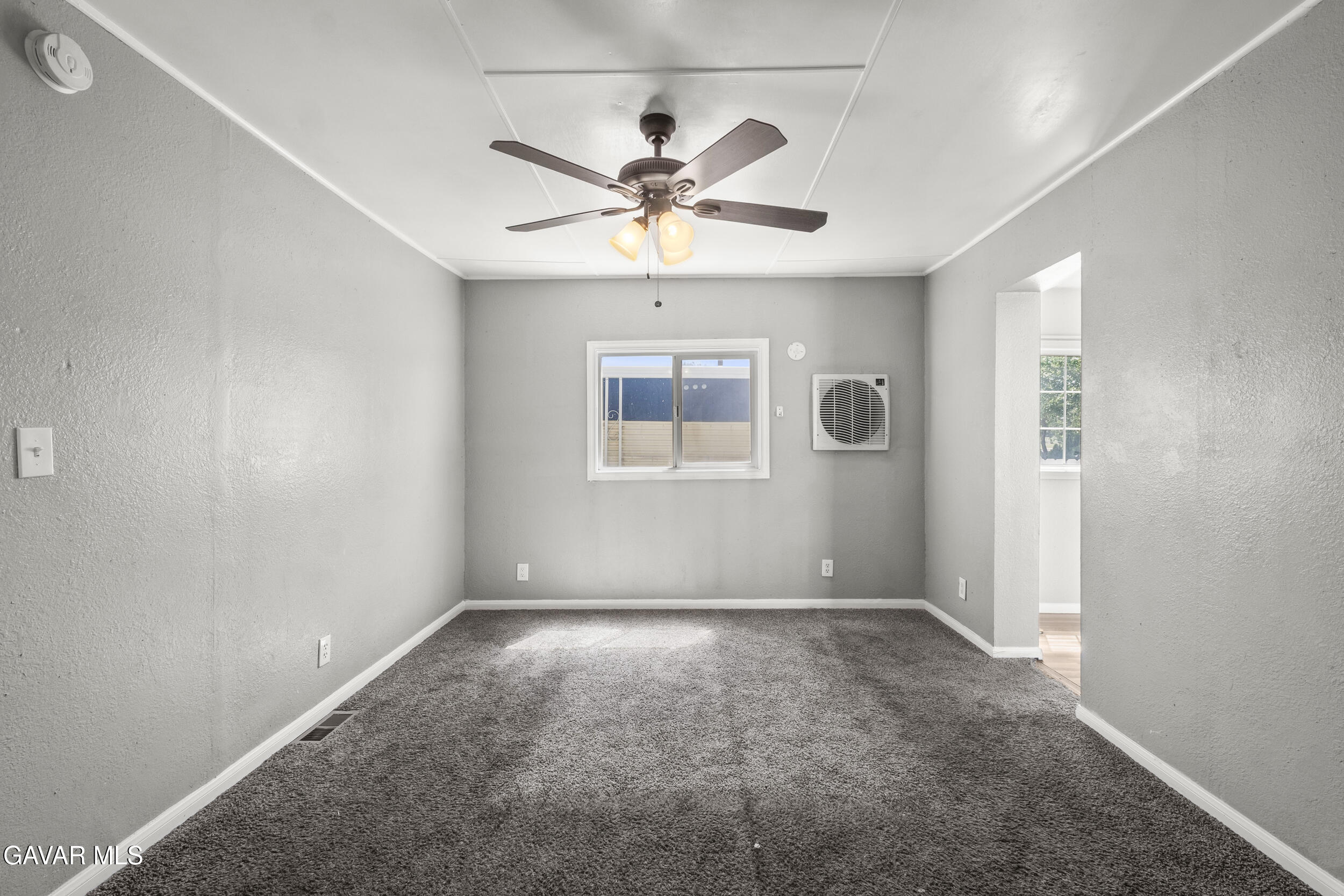 3157 E Avenue I, B2 Property Photo 27