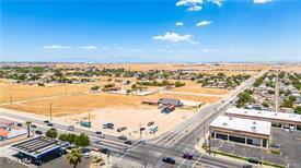 30 E Palmdale Boulevard Property Photo 4