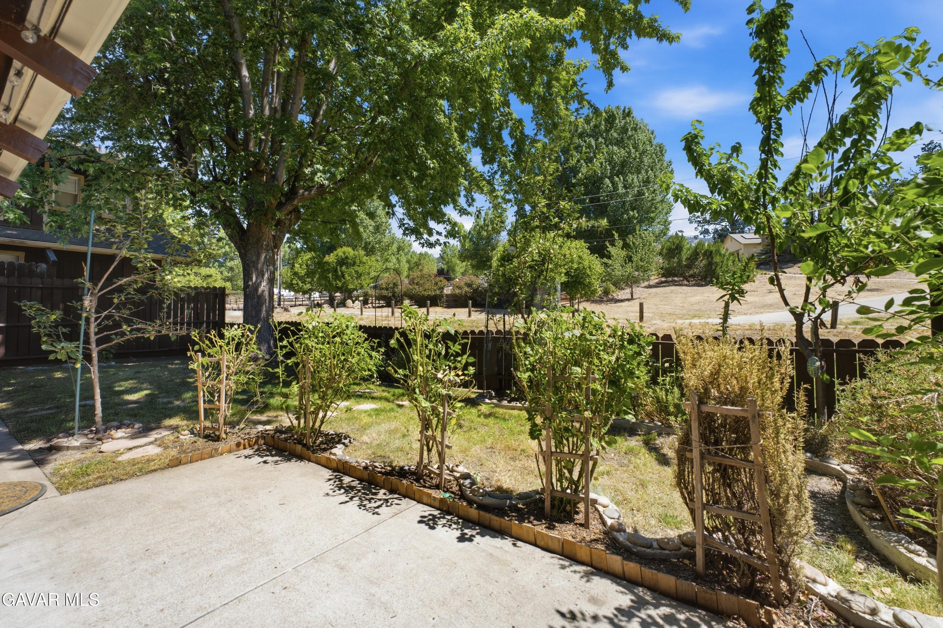 5 Meadow Lakes Drive Property Photo 31