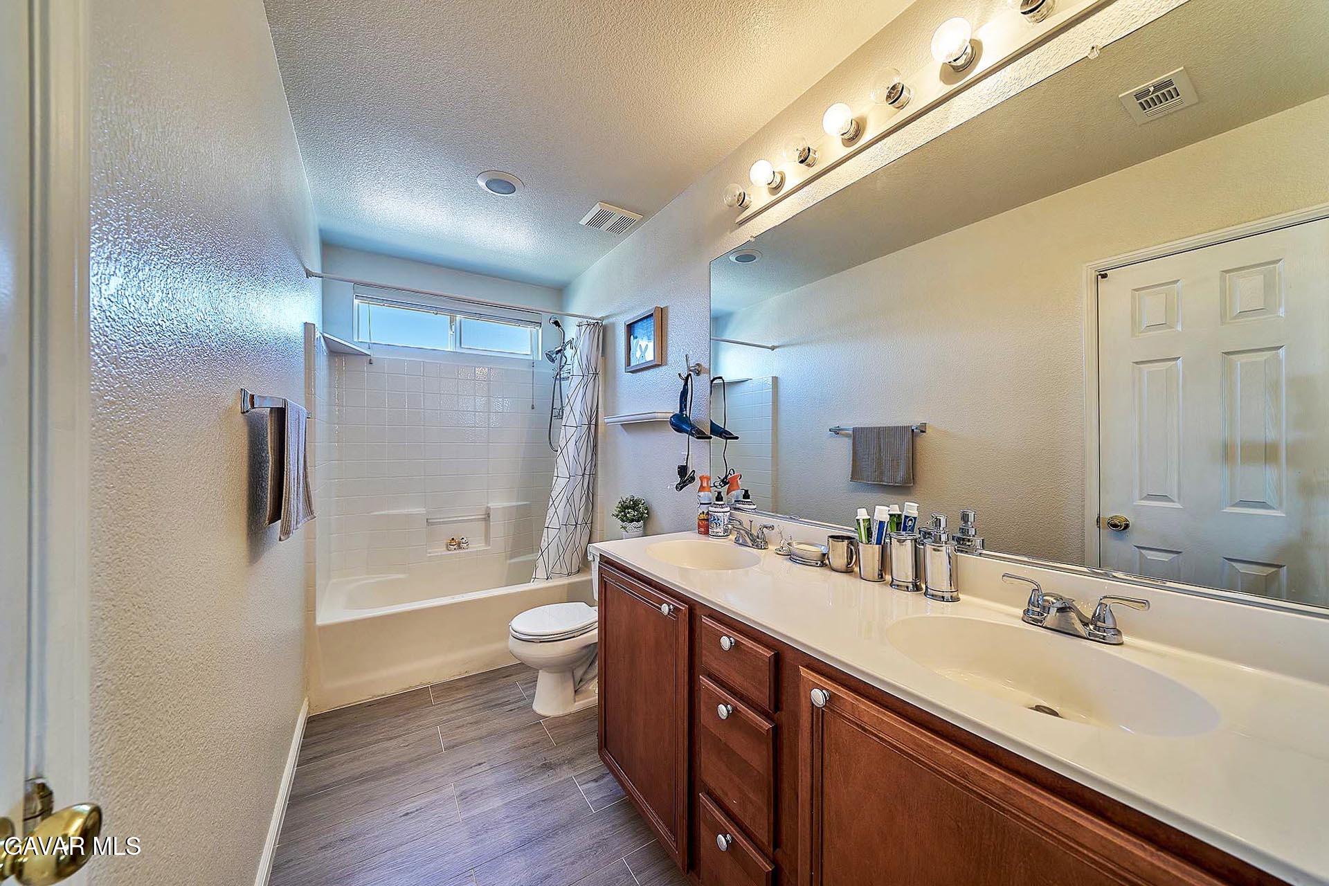 43521 Blossom Drive Property Photo 17