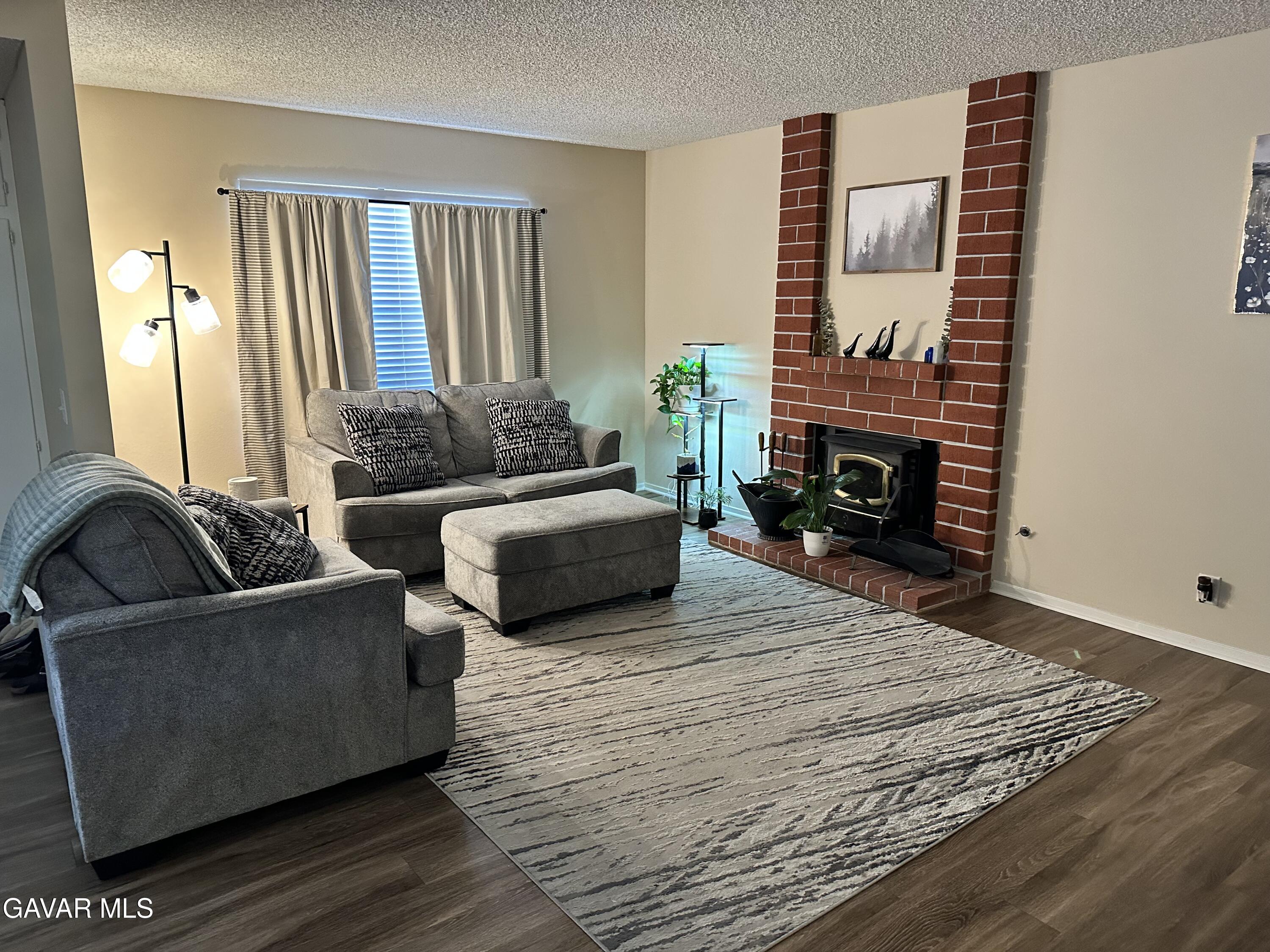 1537 W Avenue L, Unit 4 Property Photo 13