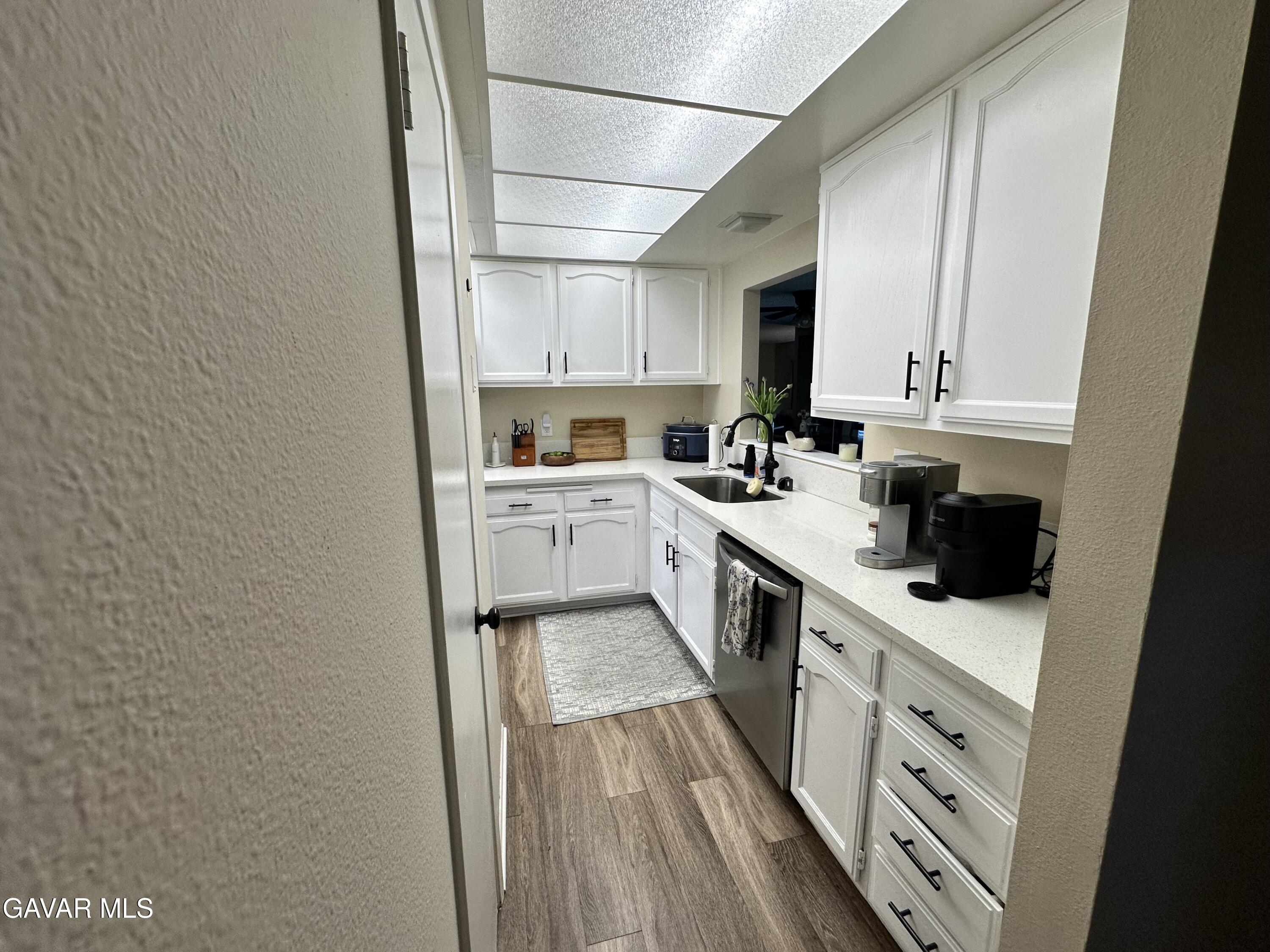 1537 W Avenue L, Unit 4 Property Photo 15