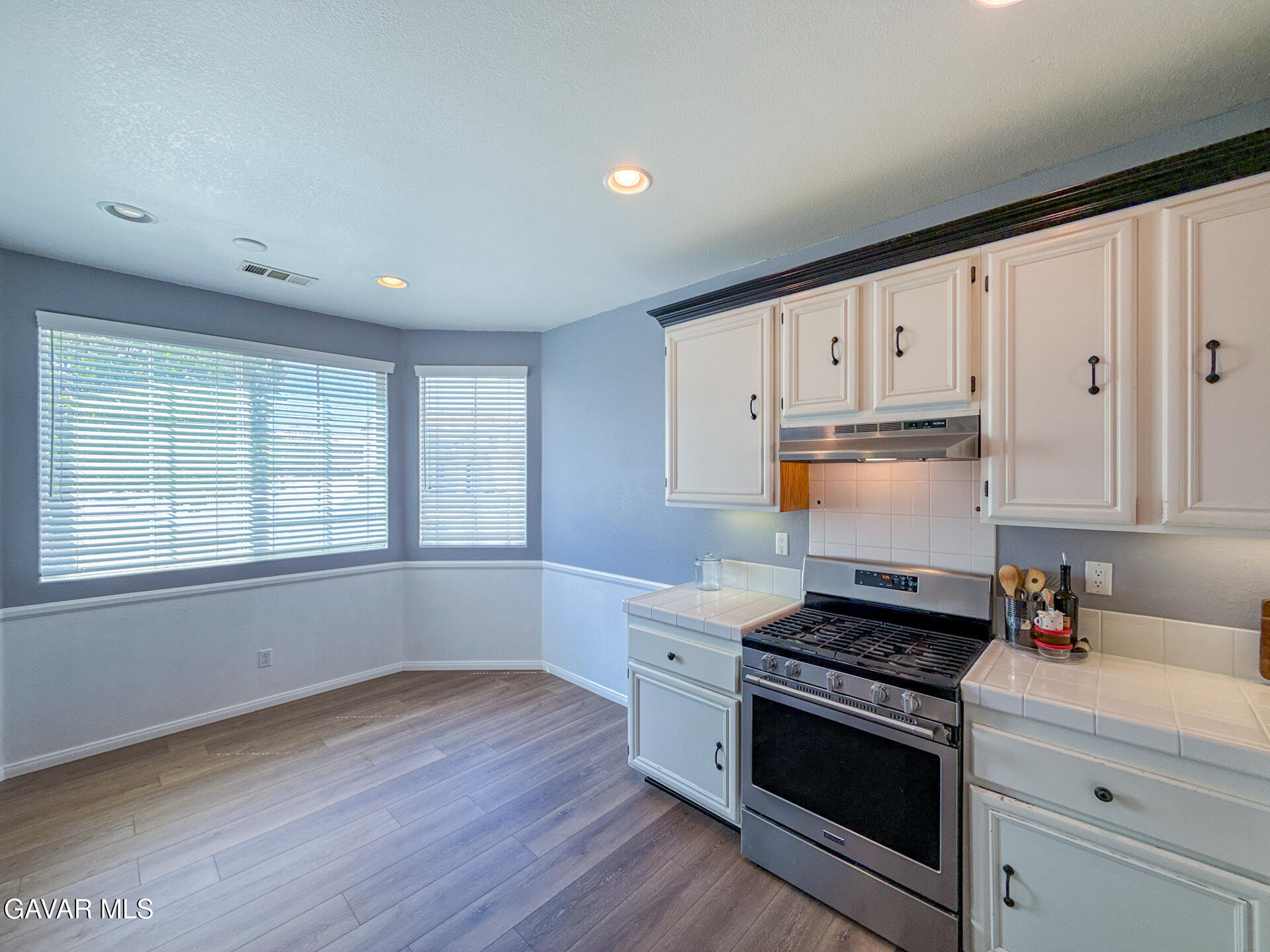 4557 W Avenue J5 Property Photo 18