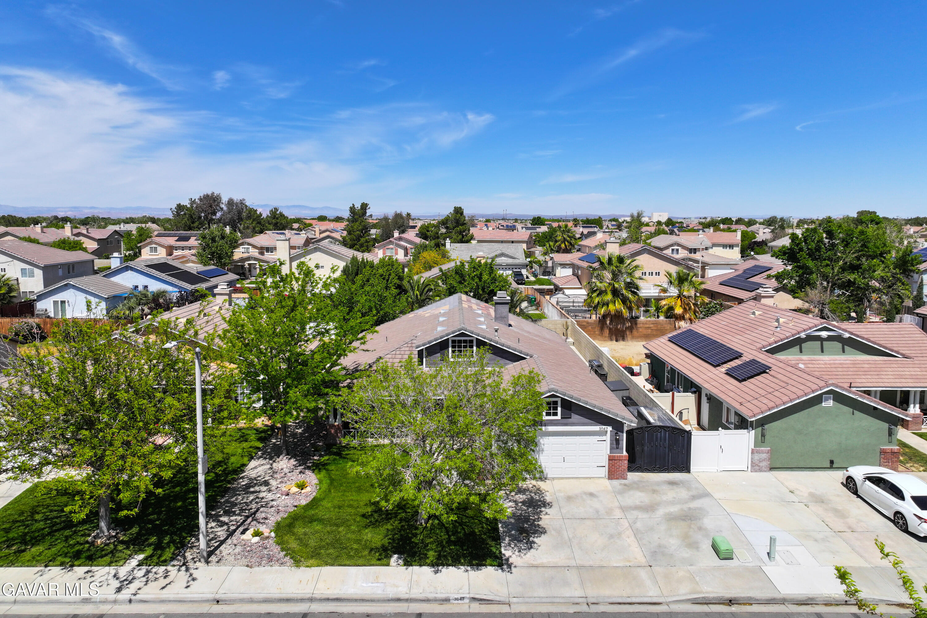 3047 E Christina Street Property Photo 48