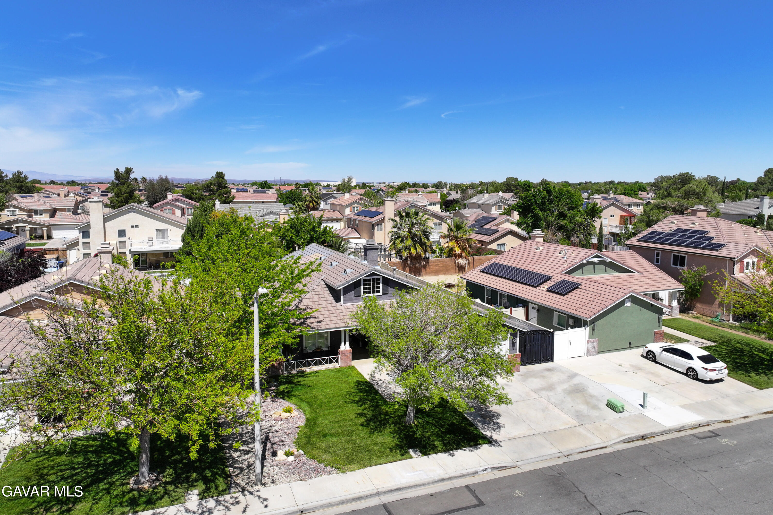 3047 E Christina Street Property Photo 49