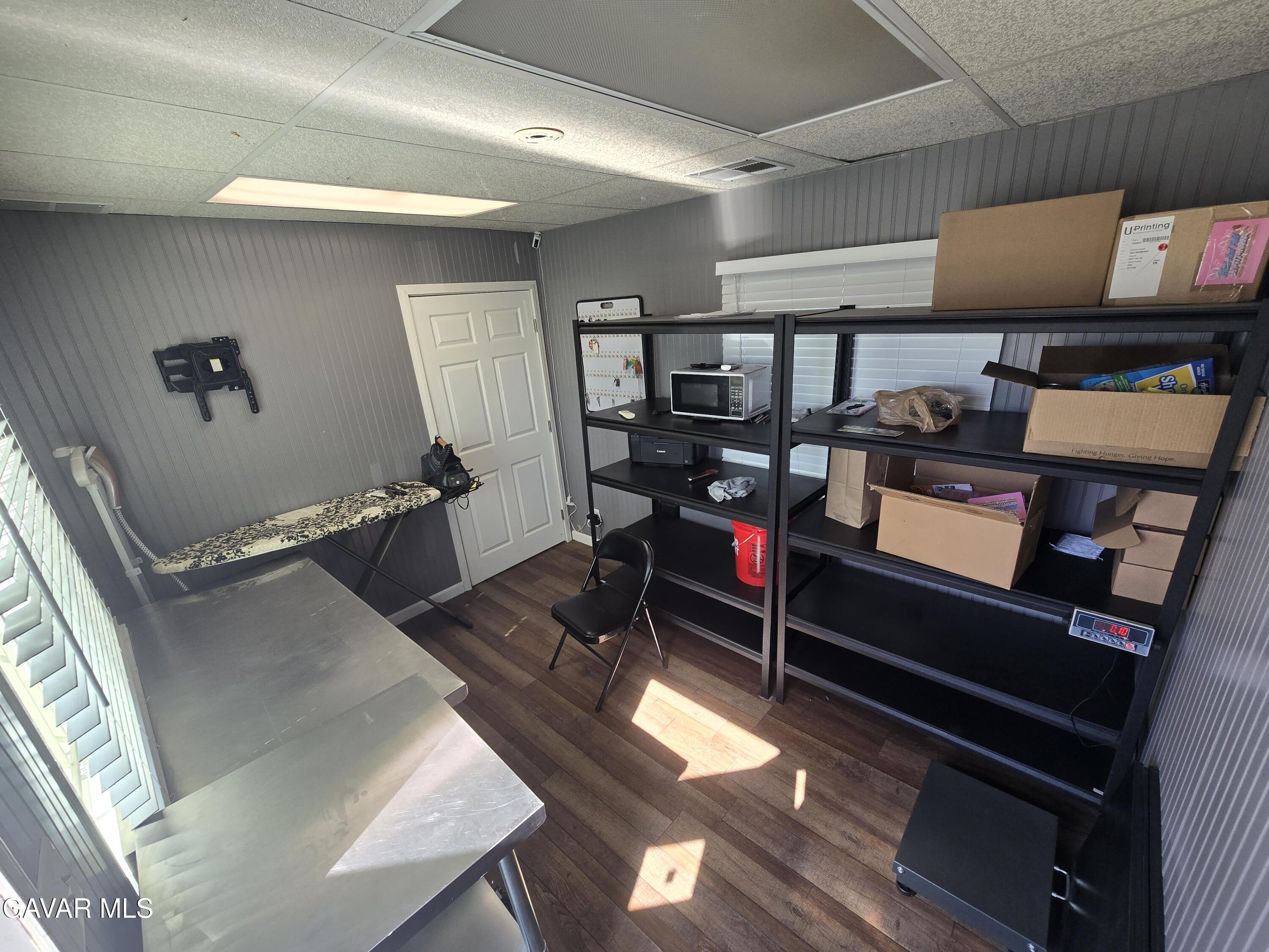 340 W Avenue I Property Photo 7