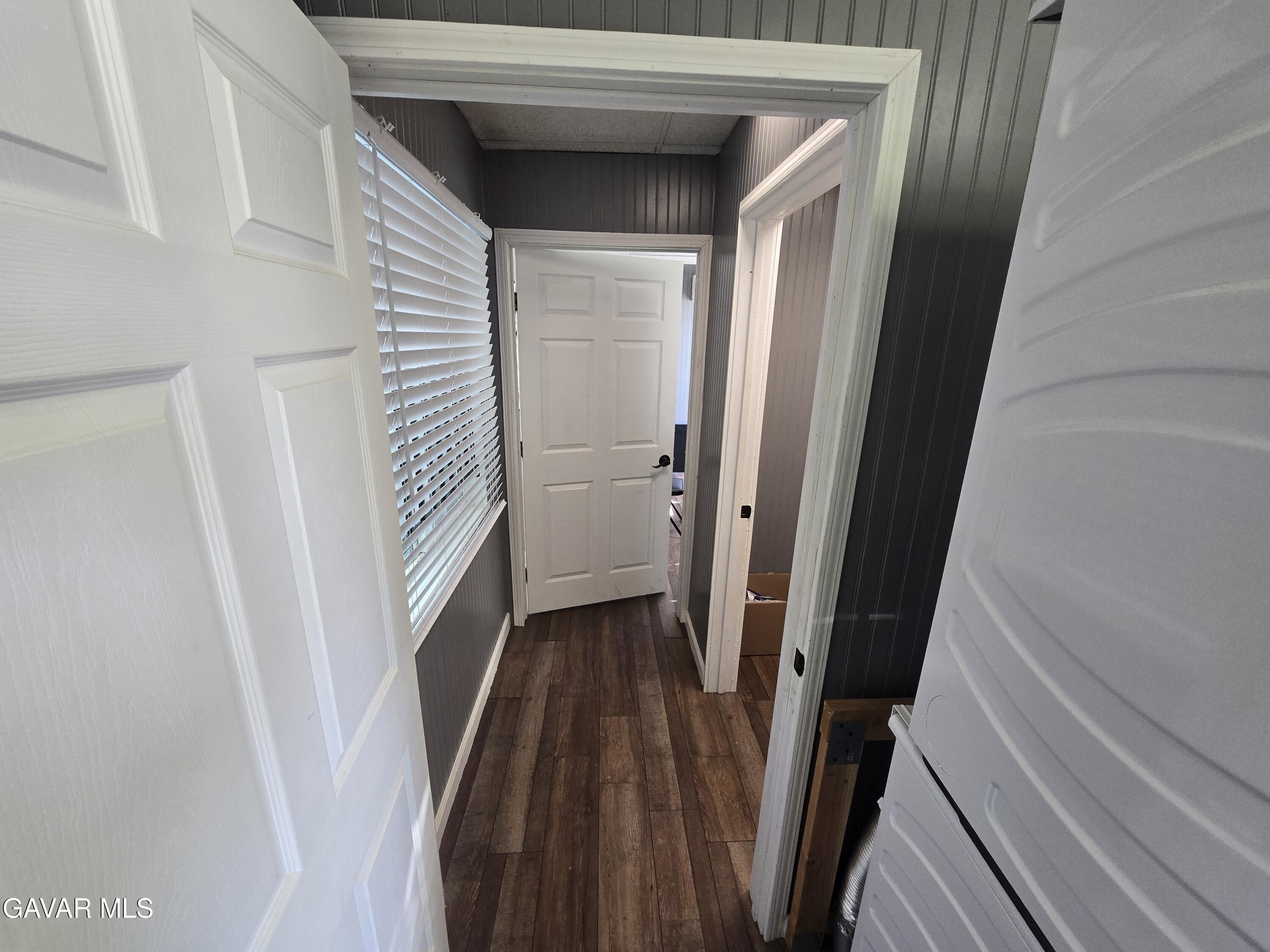 340 W Avenue I Property Photo 11