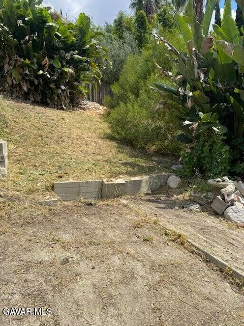 360 Crane Boulevard Property Photo 2