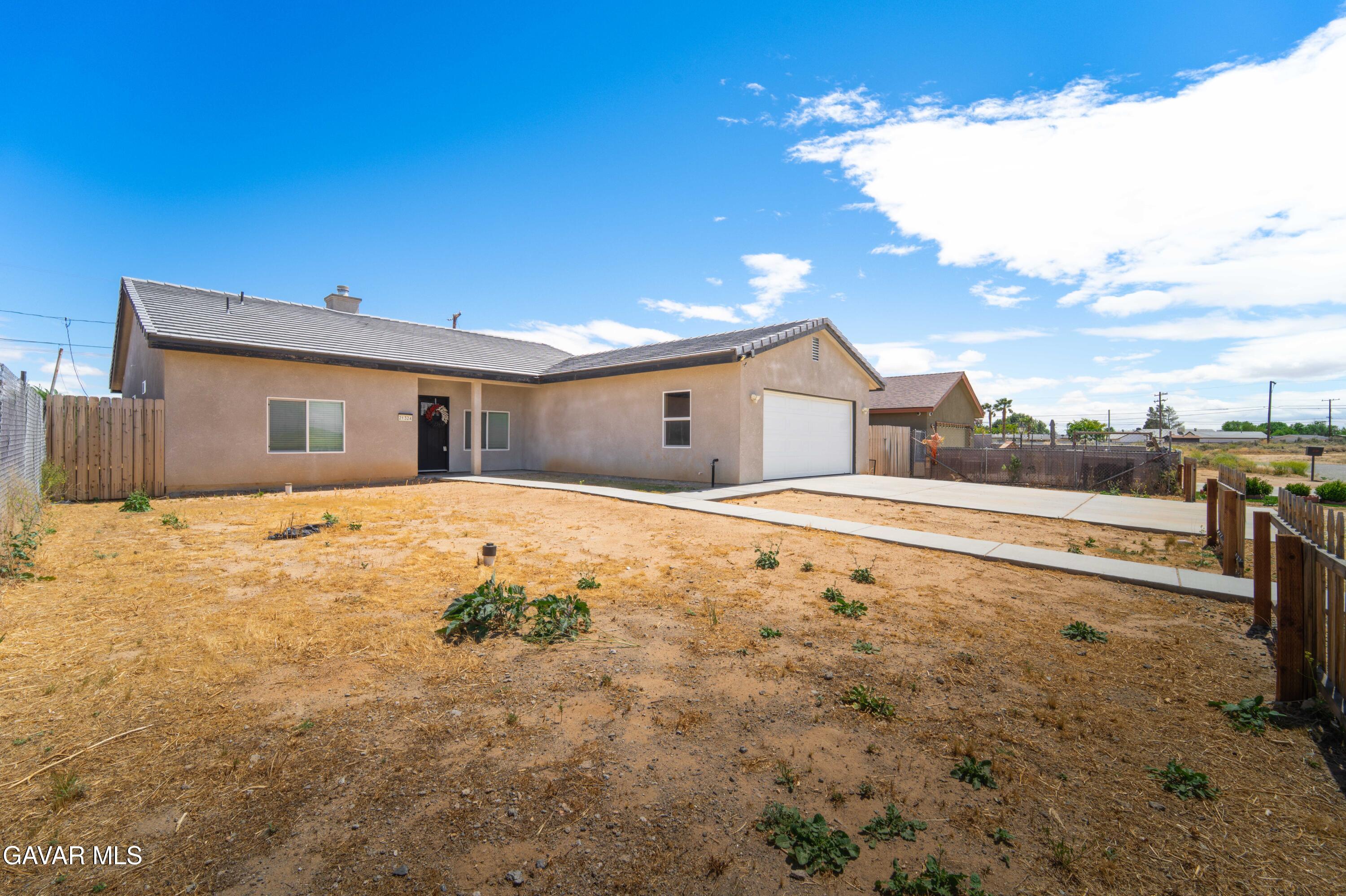 21324 79th Street Property Photo 3