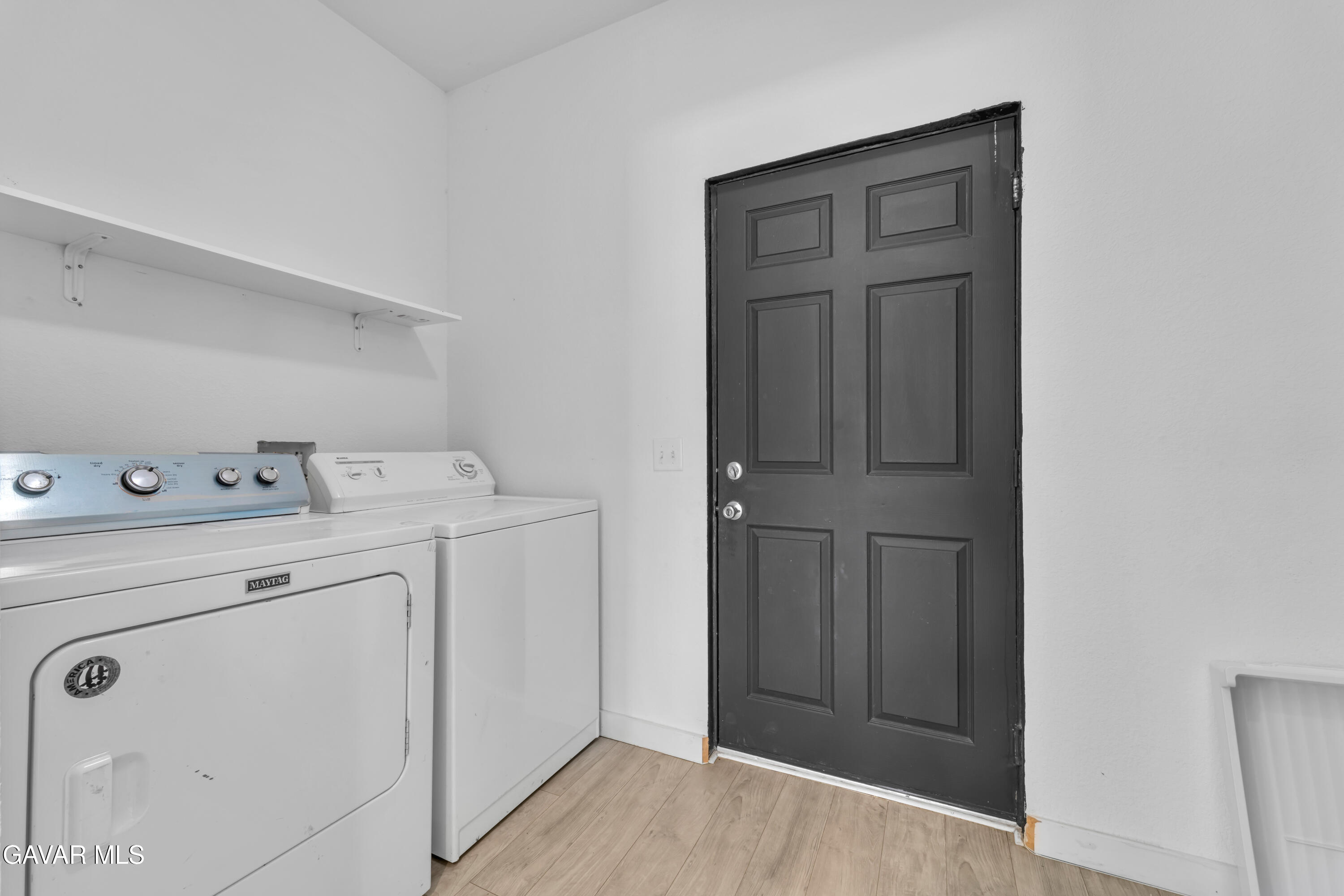 21324 79th Street Property Photo 12