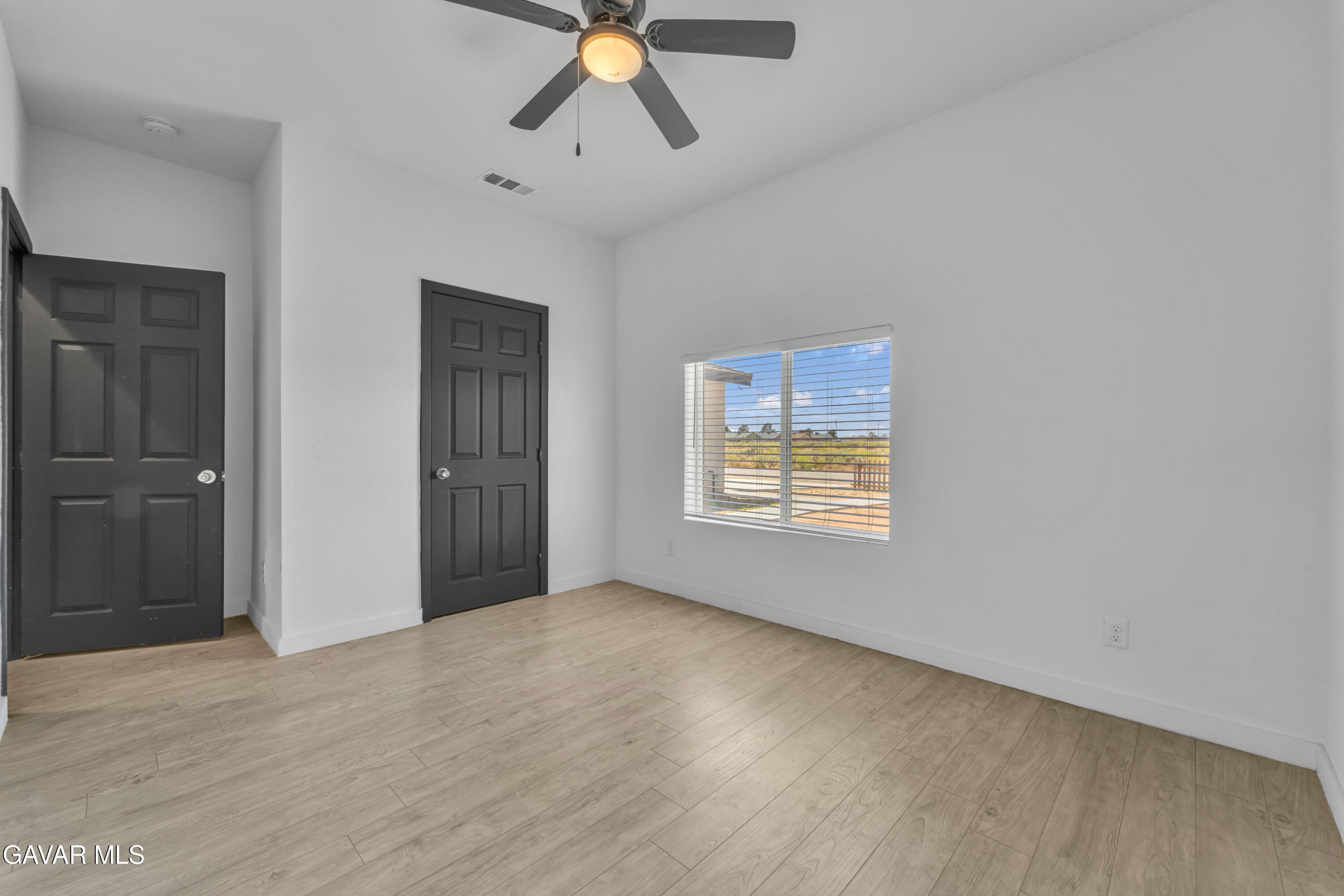 21324 79th Street Property Photo 16
