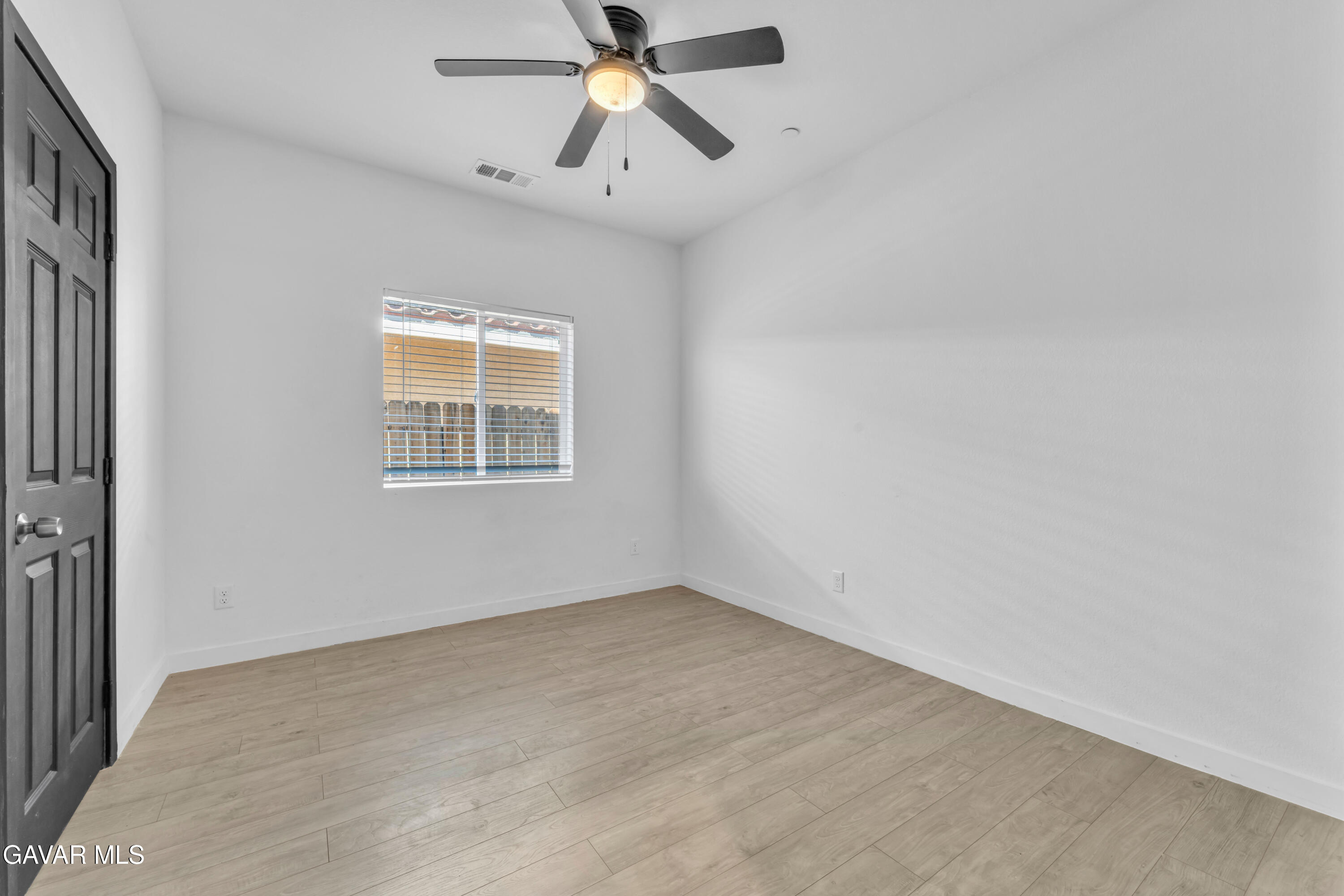 21324 79th Street Property Photo 17