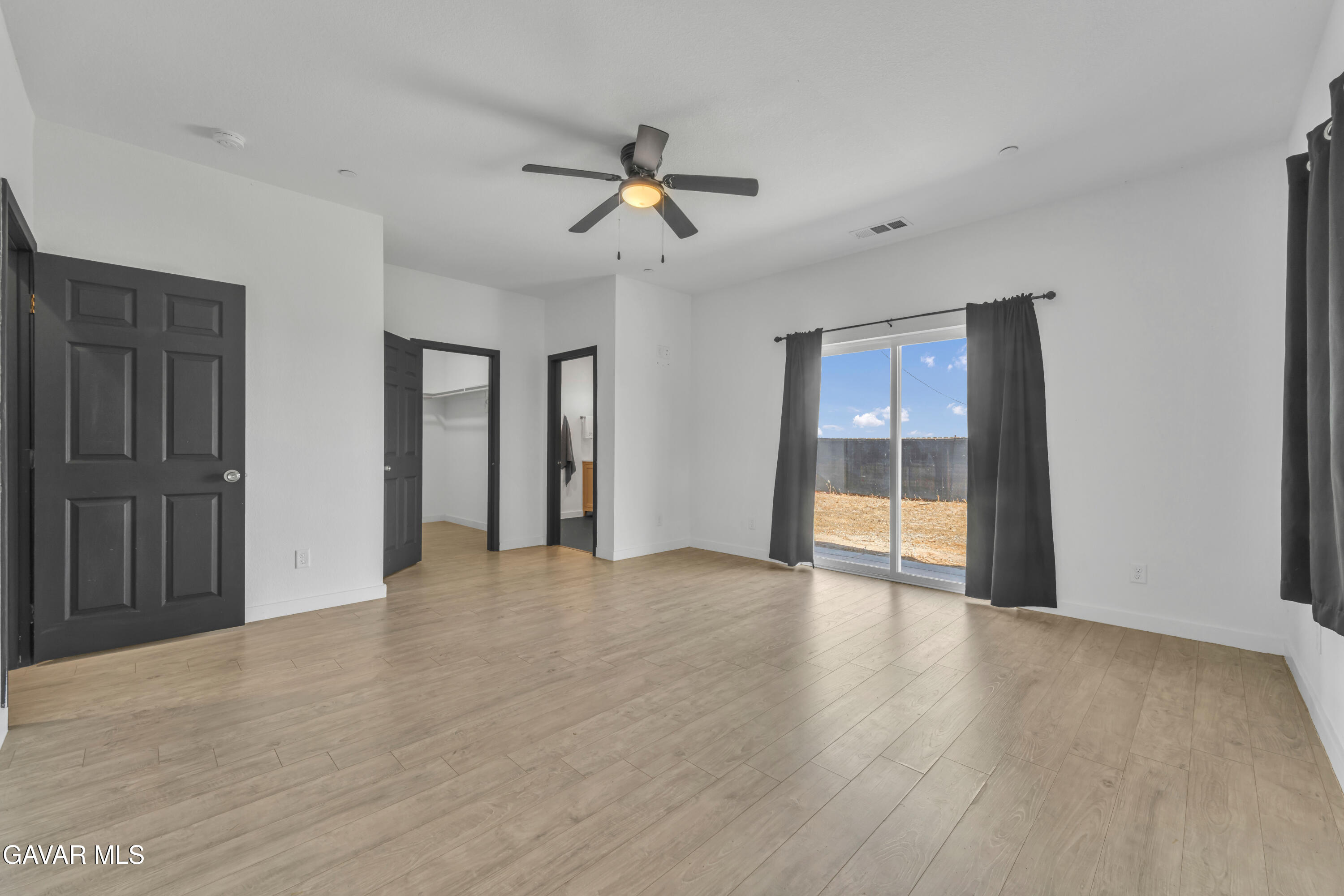 21324 79th Street Property Photo 19