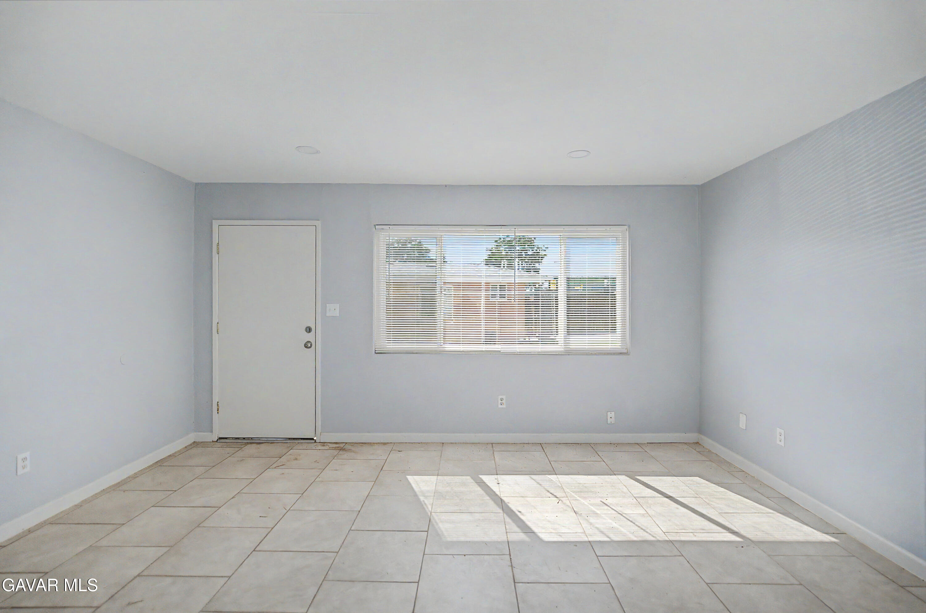 132 Warren Avenue Property Photo 5