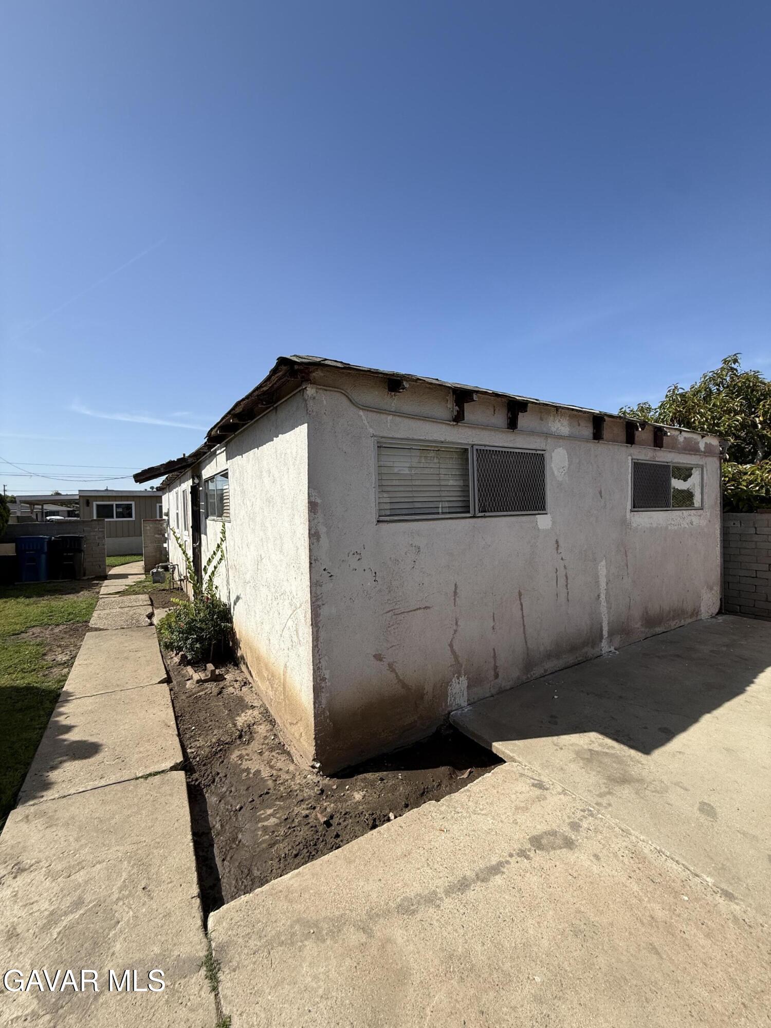 3401 W 110th Street Property Photo 3