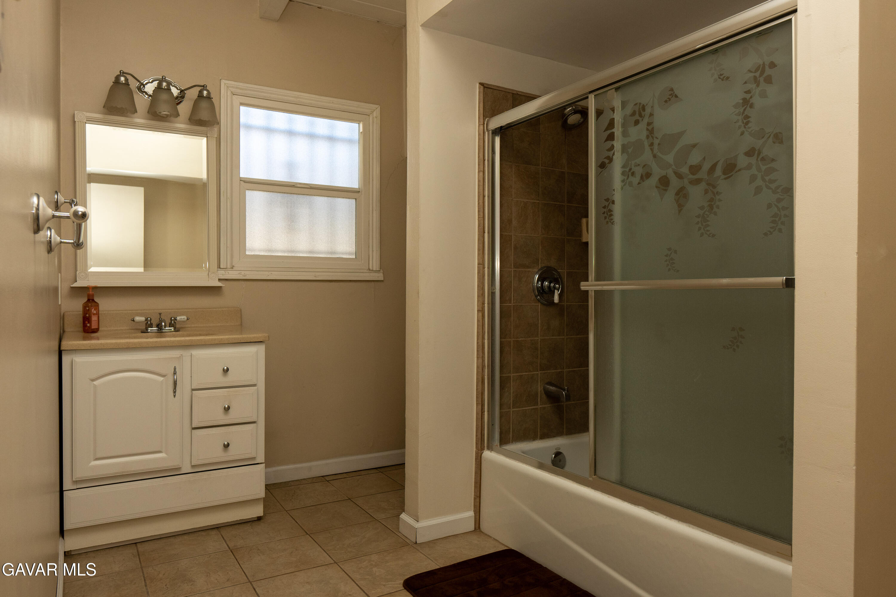 4216 Panamint Street Property Photo 7