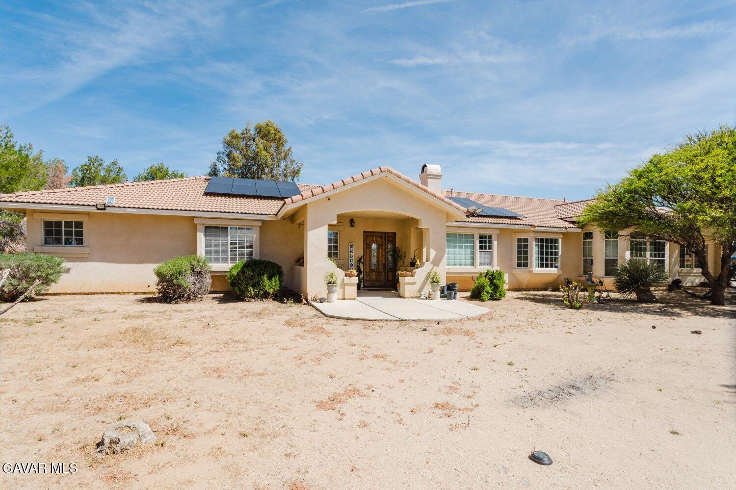 2257 W Avenue O4 Property Photo 2