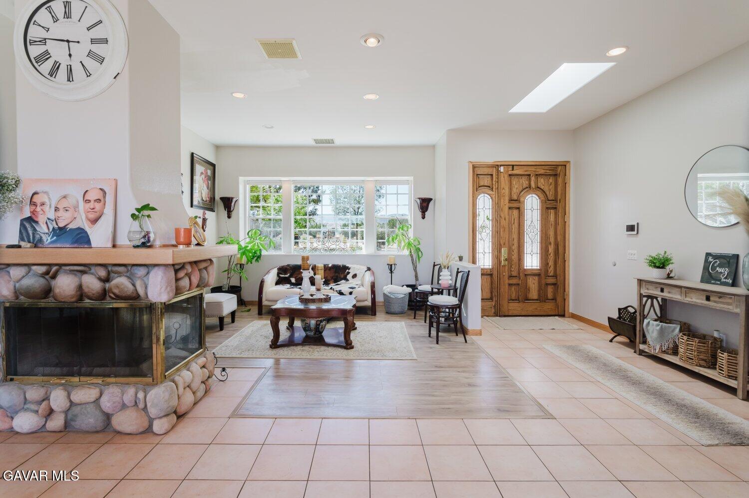 2257 W Avenue O4 Property Photo 12