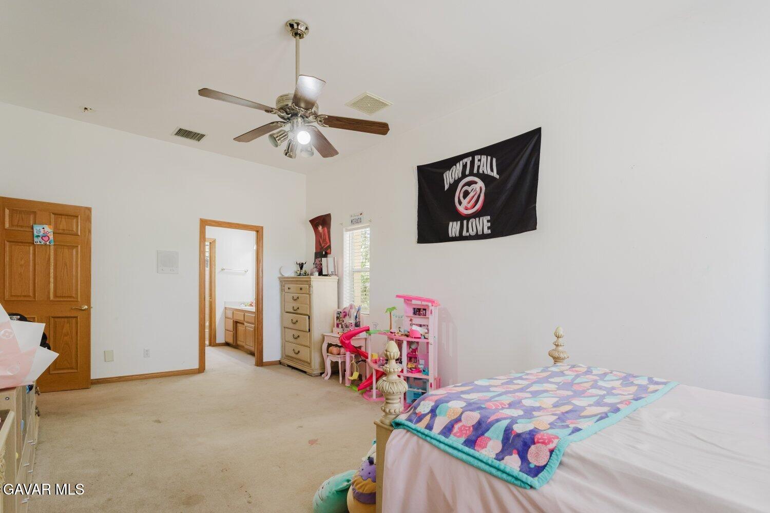 2257 W Avenue O4 Property Photo 54