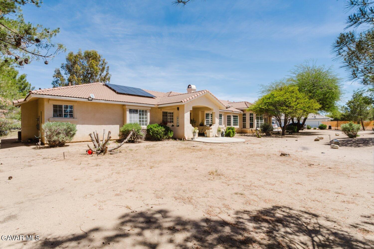 2257 W Avenue O4 Property Photo 70