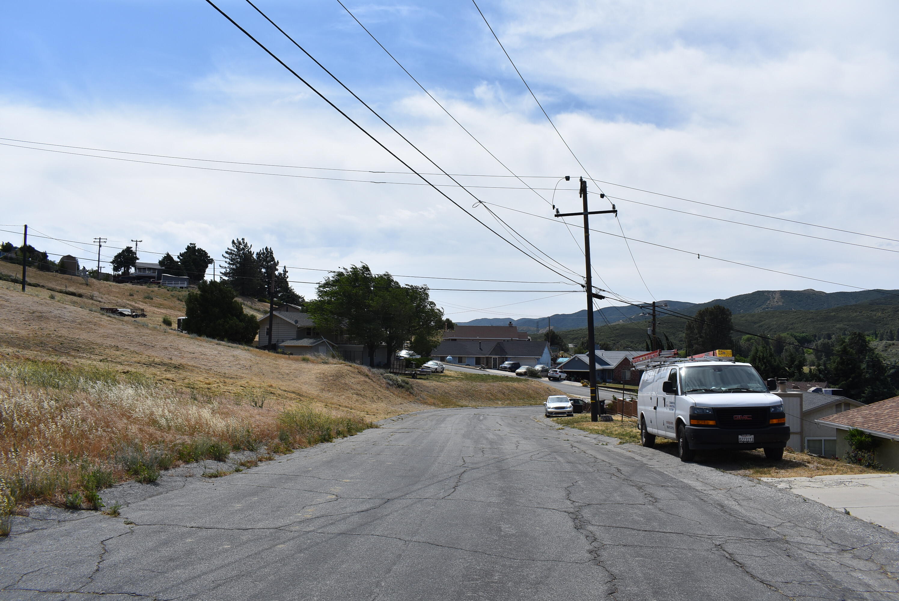 42624 Arrowrock Drive Property Photo 2