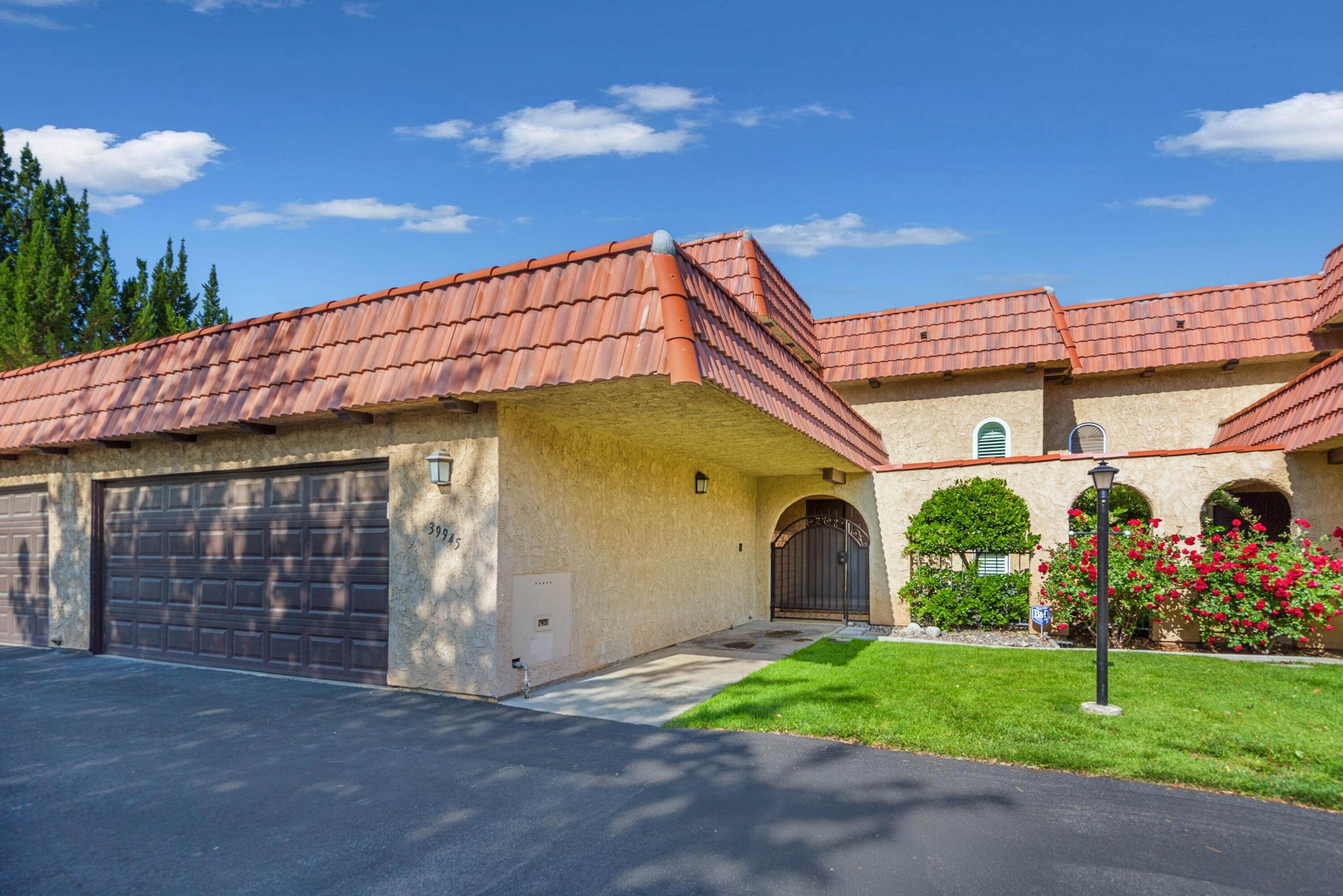 39945 Santa Fe Way Property Photo 1