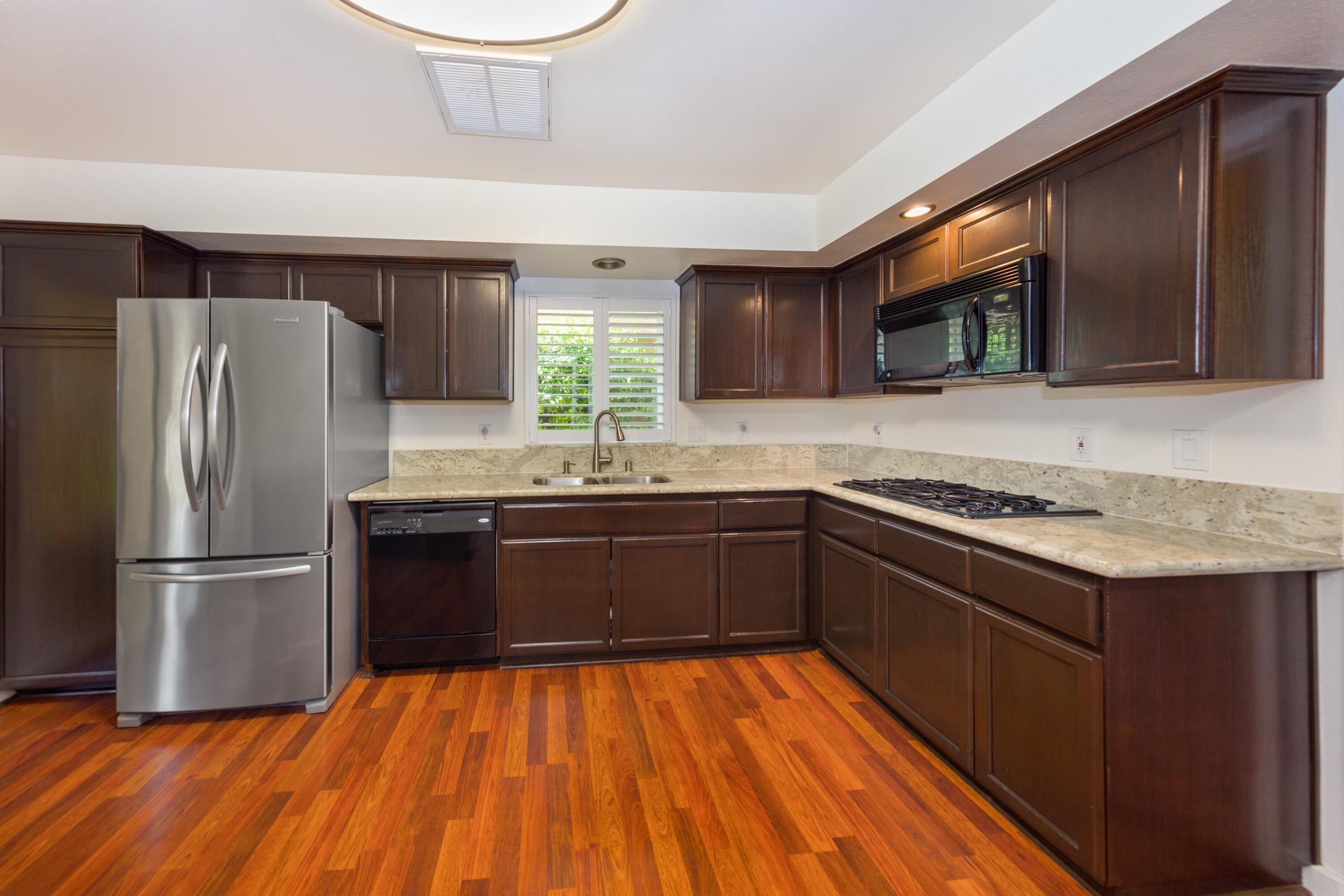 39945 Santa Fe Way Property Photo 8