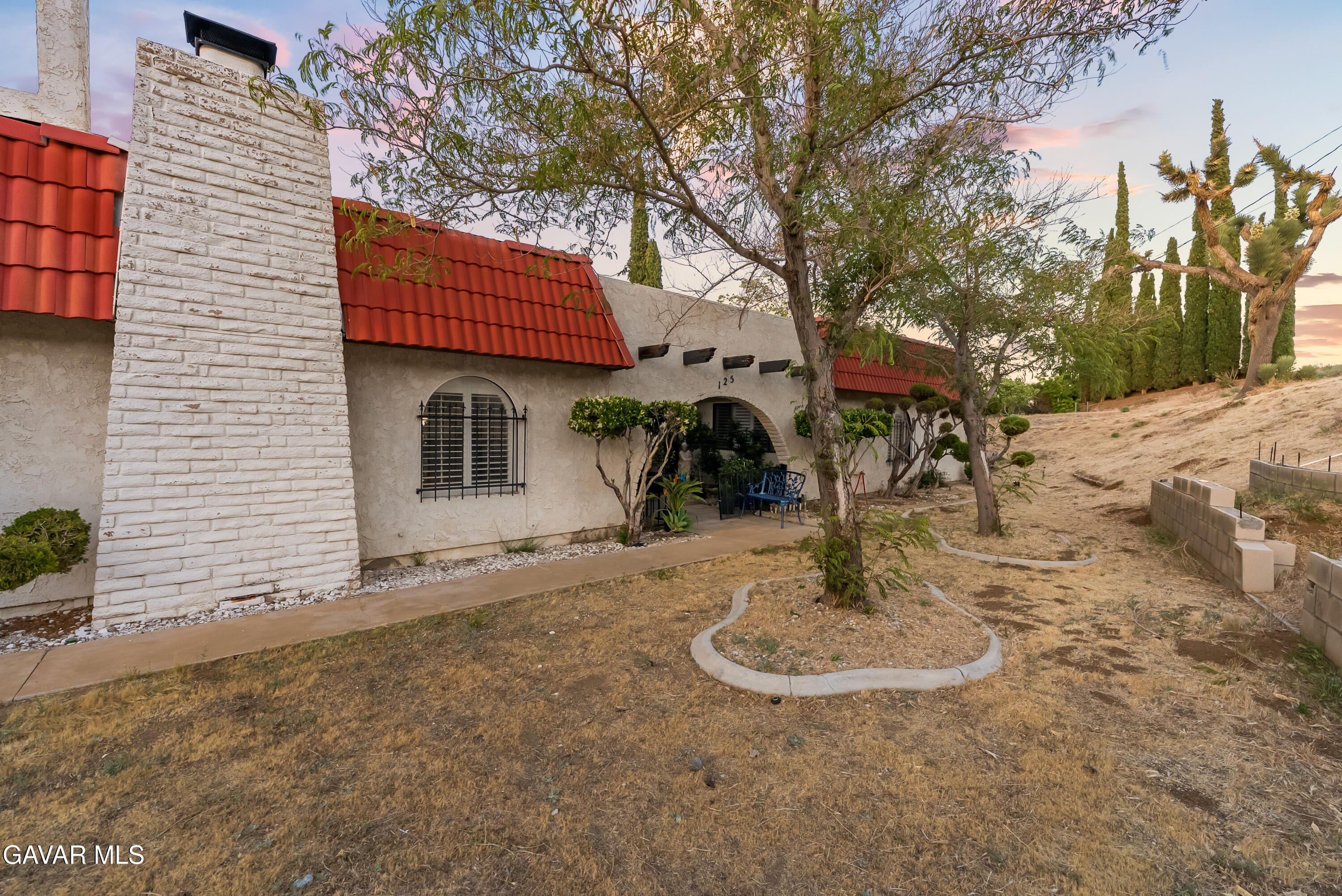 125 Lakeview Drive Property Photo 3