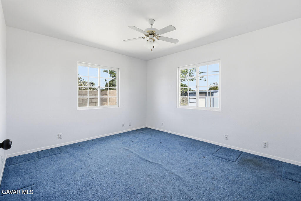 7624 E Avenue U Property Photo 26