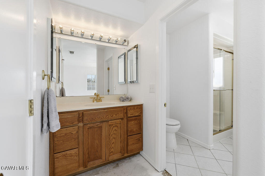 7624 E Avenue U Property Photo 28