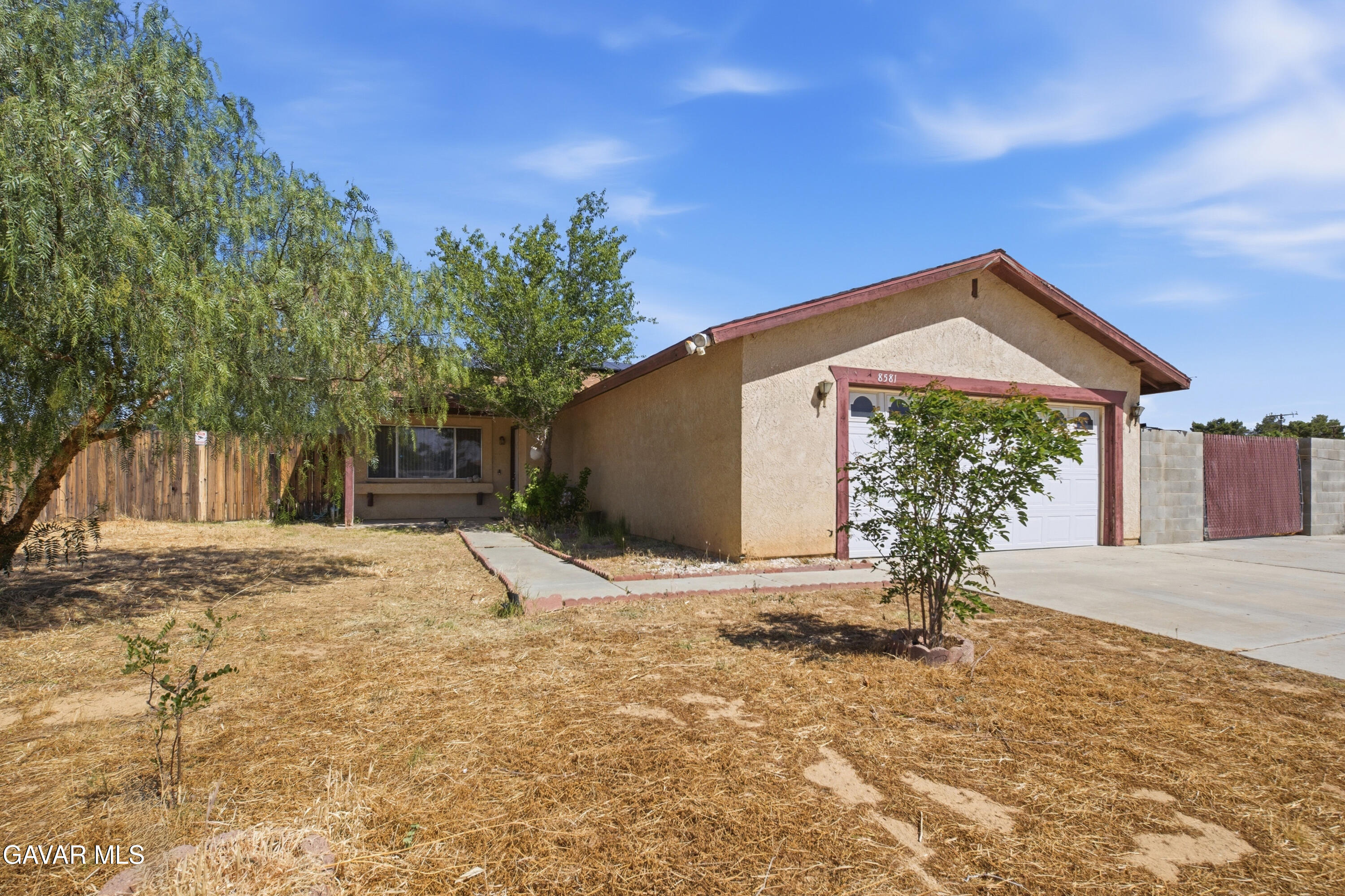 8581 Jacaranda Avenue Property Photo 2