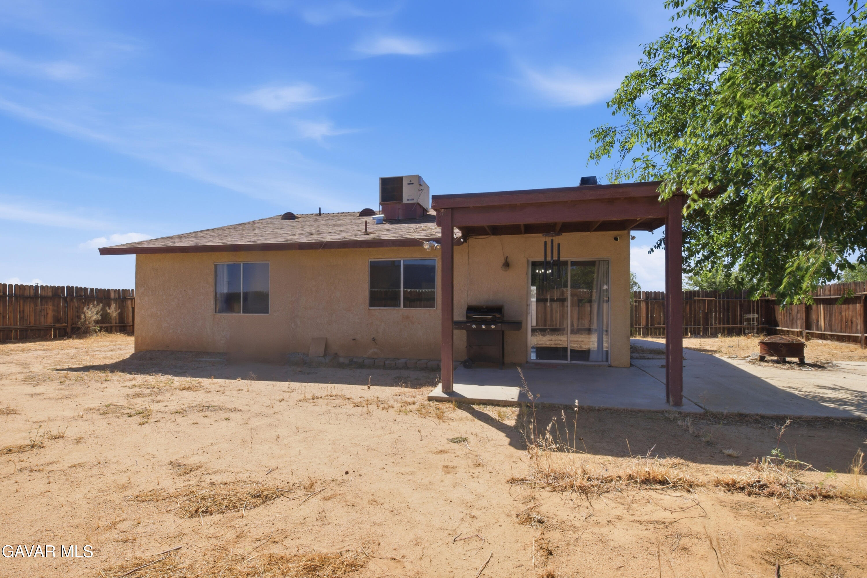 8581 Jacaranda Avenue Property Photo 22