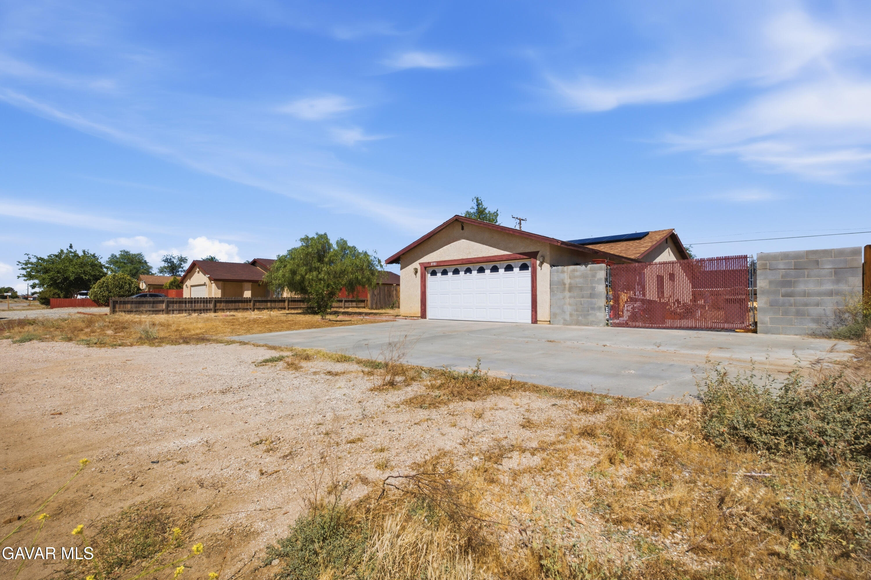 8581 Jacaranda Avenue Property Photo 23