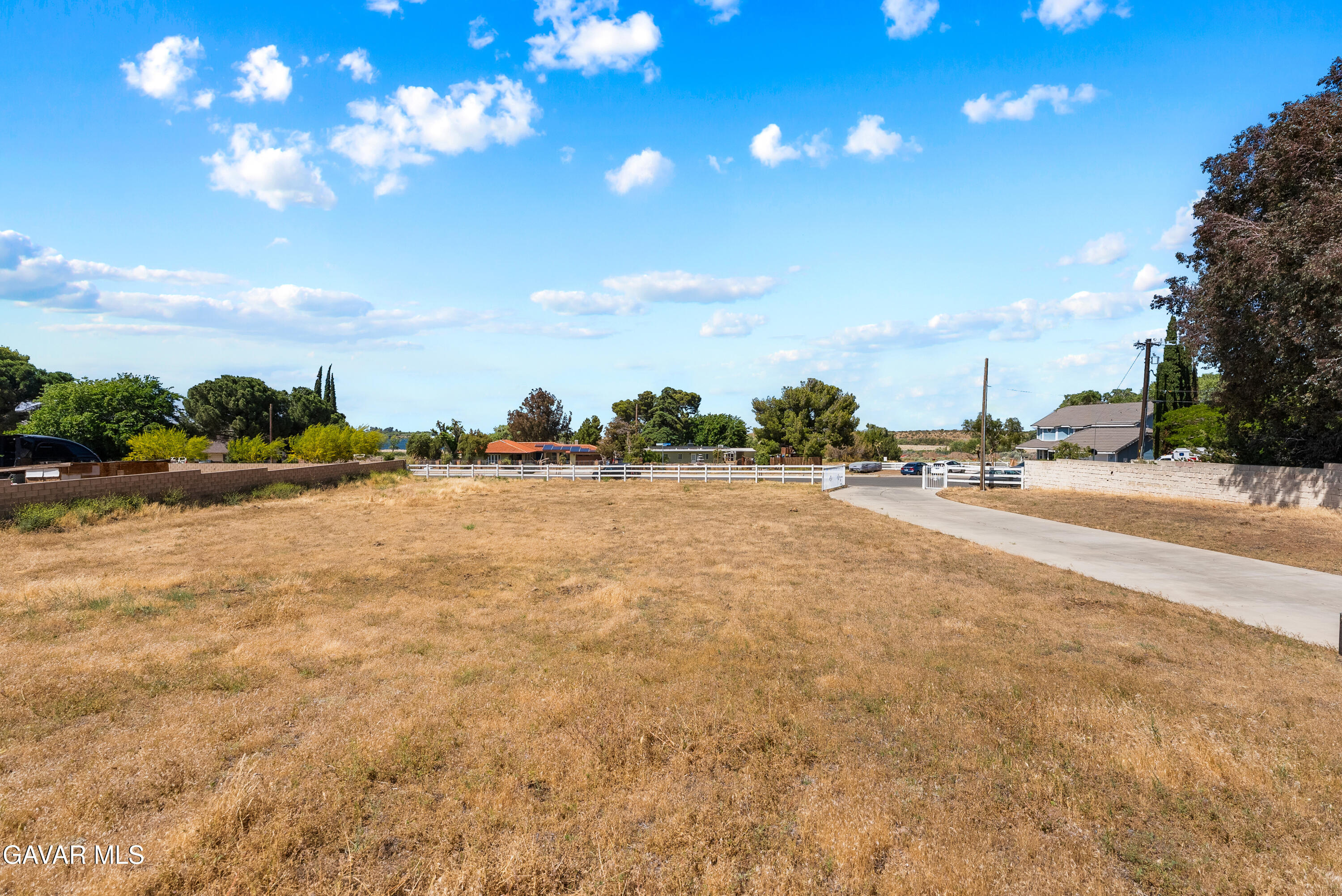 658 E Lago Lindo Road Property Photo 77