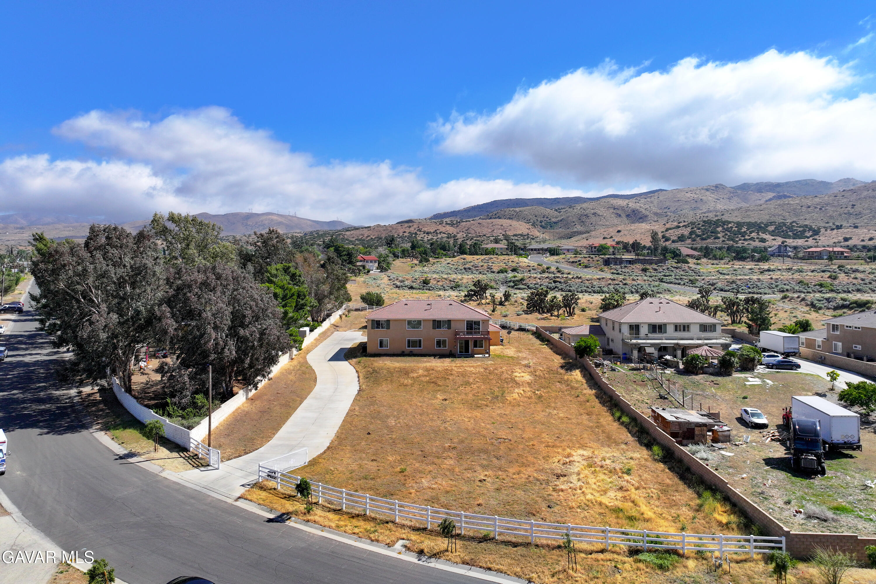 658 E Lago Lindo Road Property Photo 84