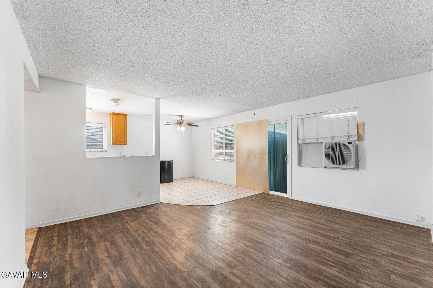 45303 6th Property Photo 8