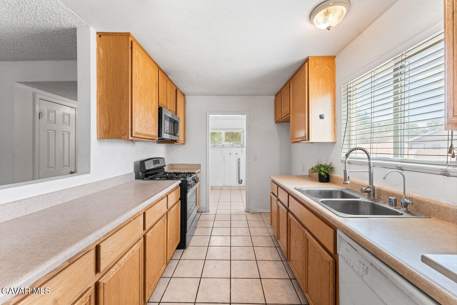 45303 6th Property Photo 14