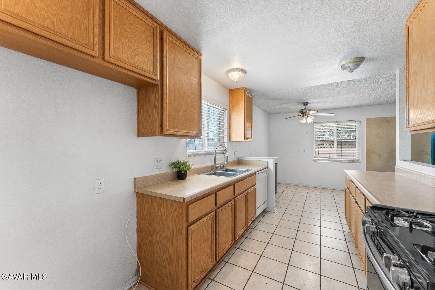 45303 6th Property Photo 16