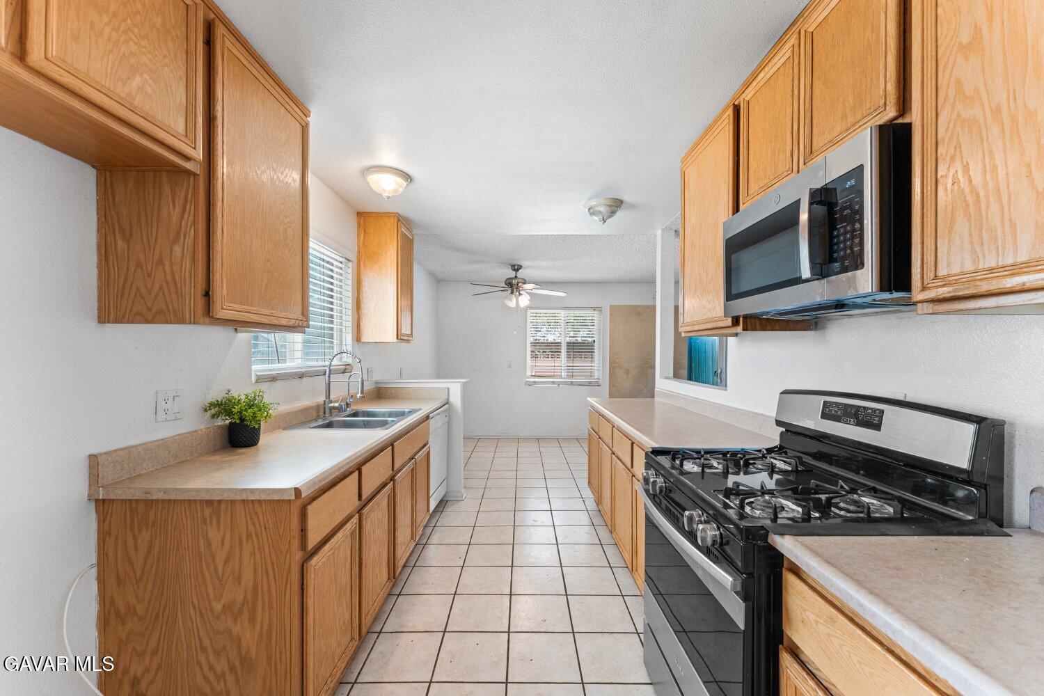 45303 6th Property Photo 17
